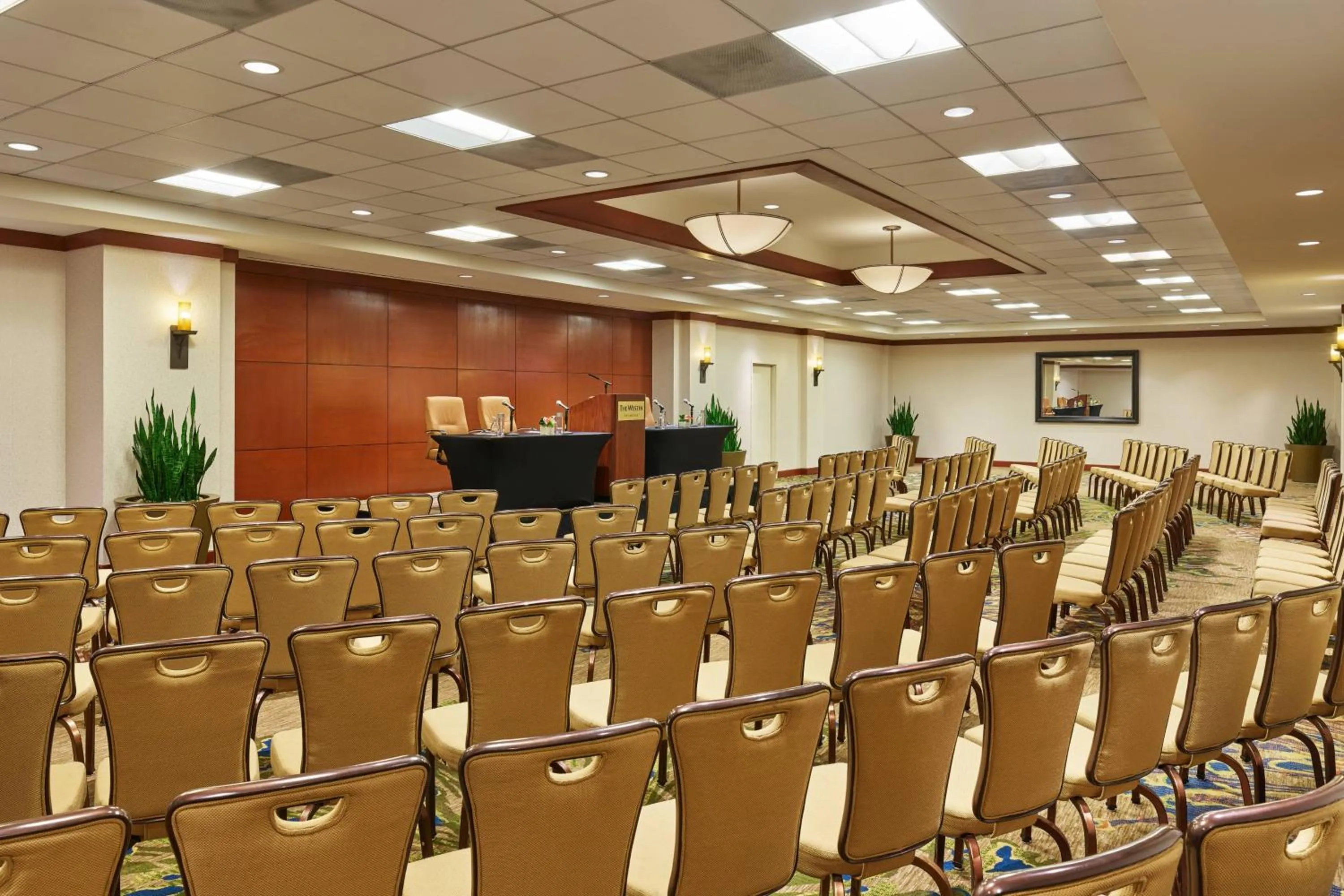 Meeting/conference room in The Westin Pasadena