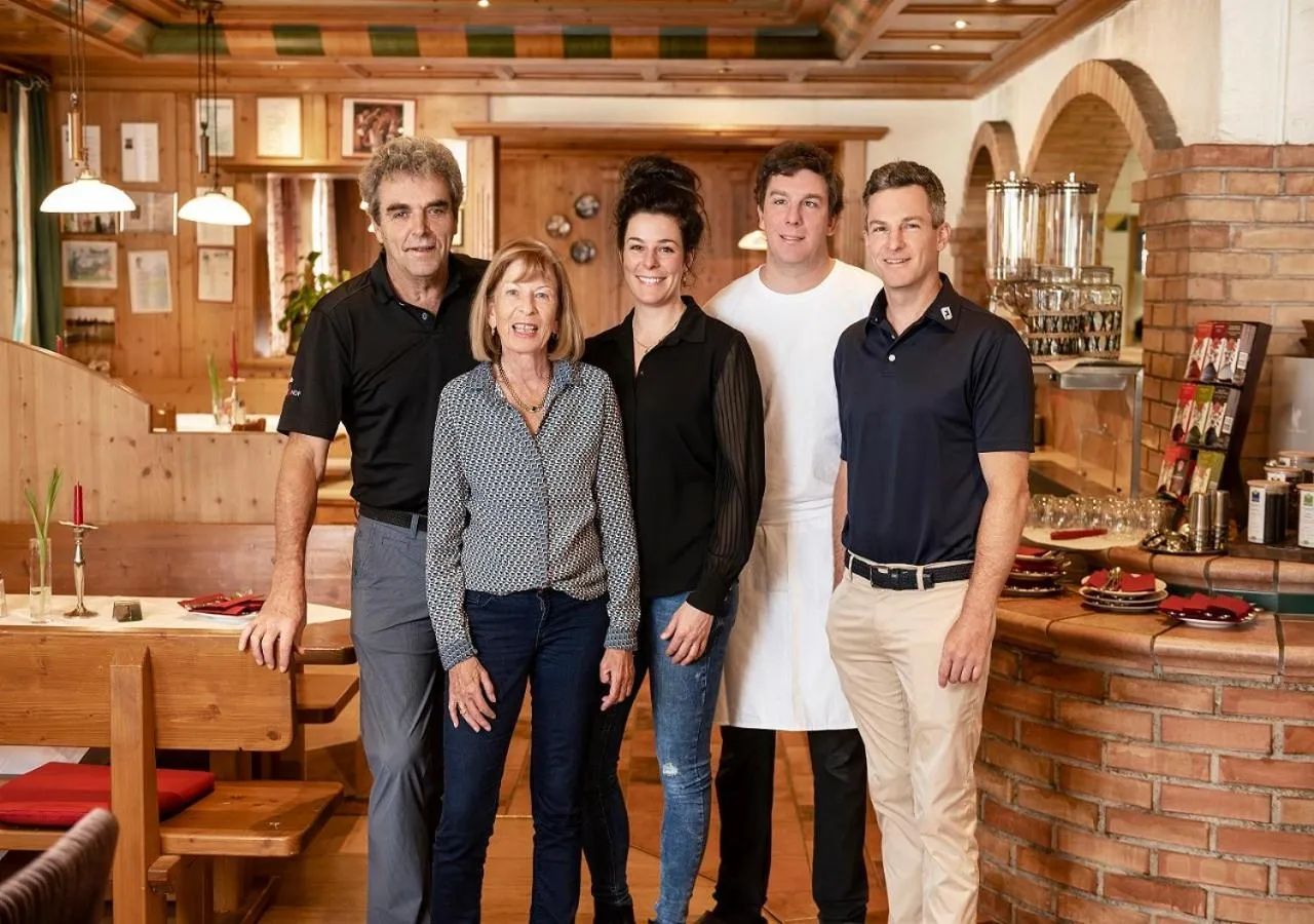 People in Golf- und Sporthotel Moarhof