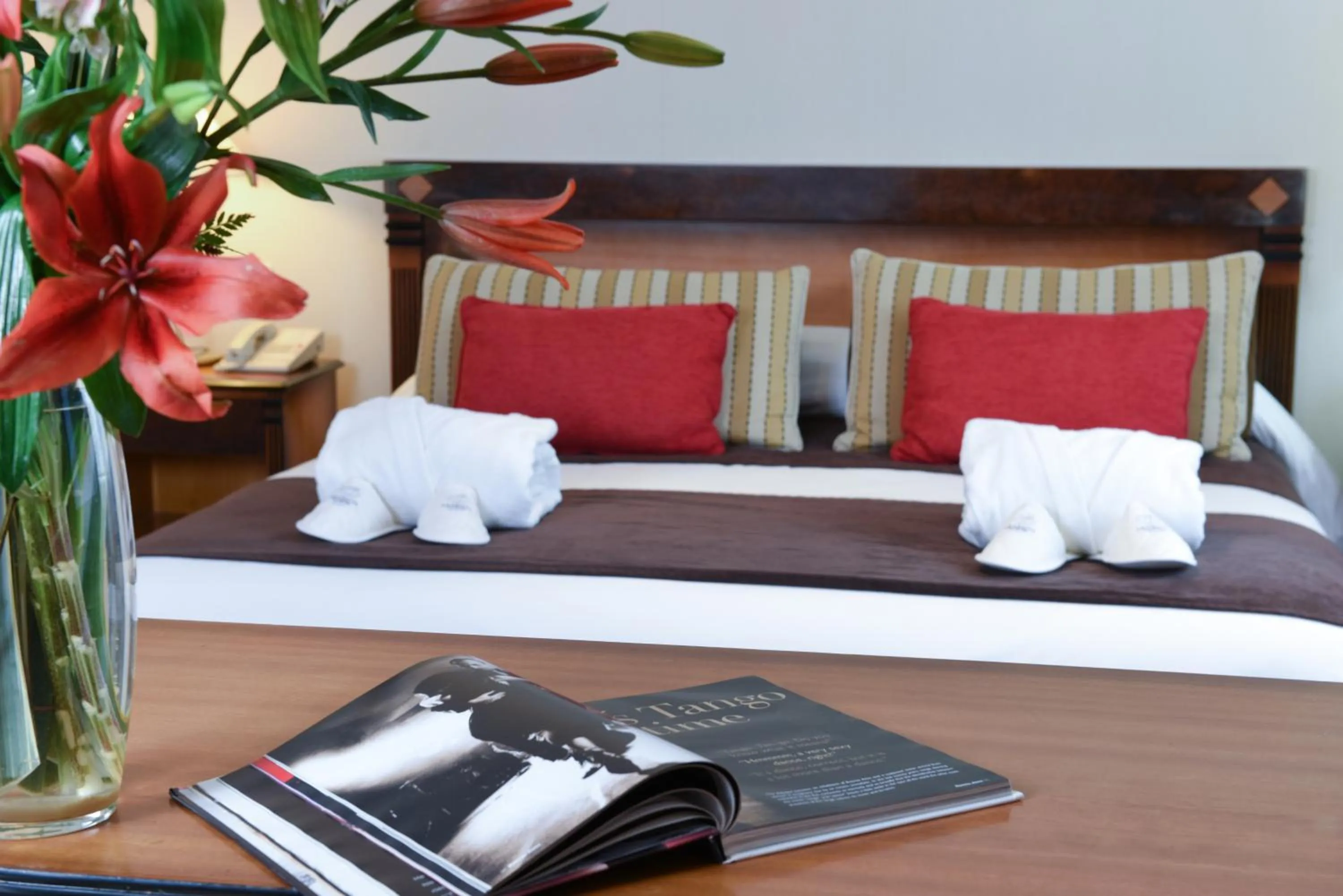 Decorative detail, Bed in Argenta Tower Hotel & Suites