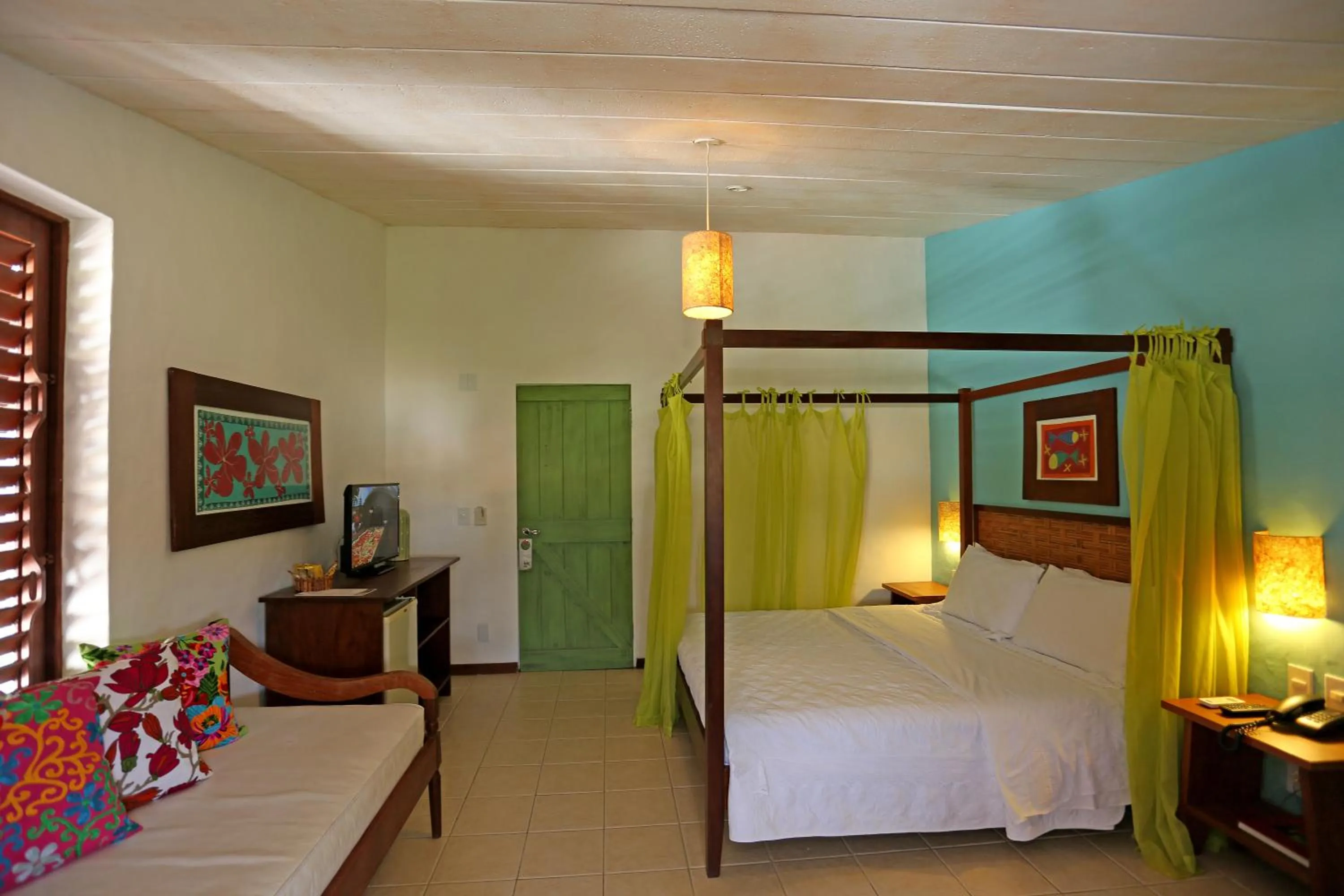 Day, Bed in Sobrado da Vila Hotel