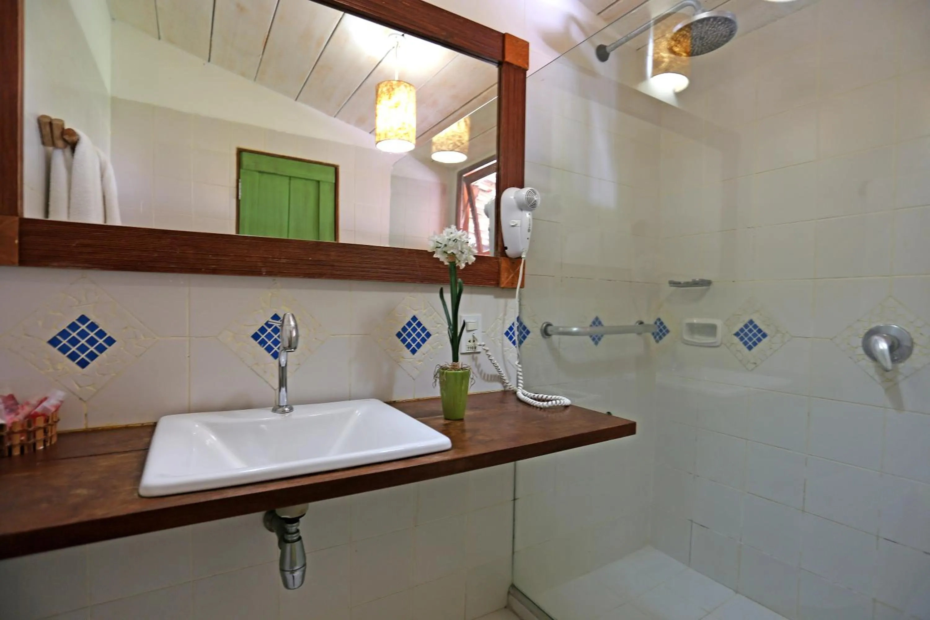 Bathroom in Sobrado da Vila Hotel