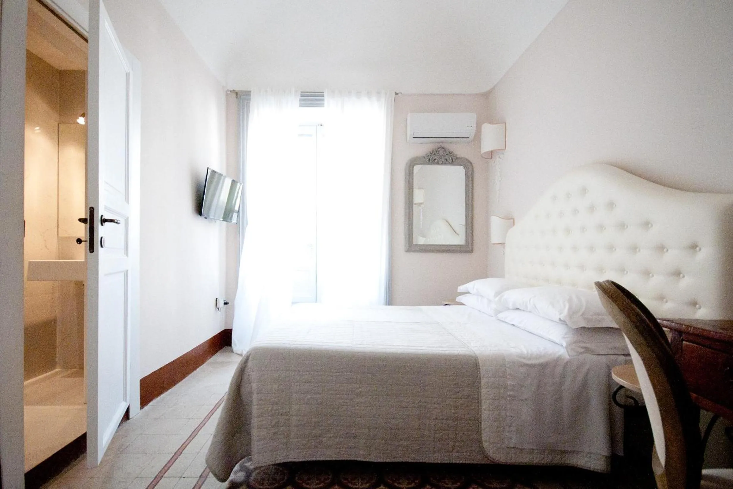 Bedroom, Bed in Sveva rooms