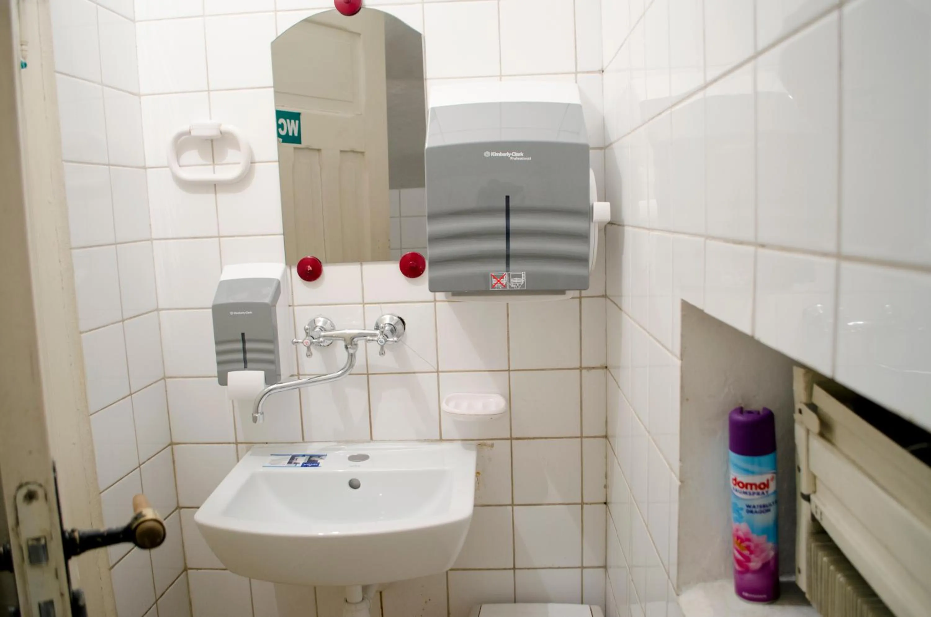 Toilet in Red Nose Hostel with Self-Check In