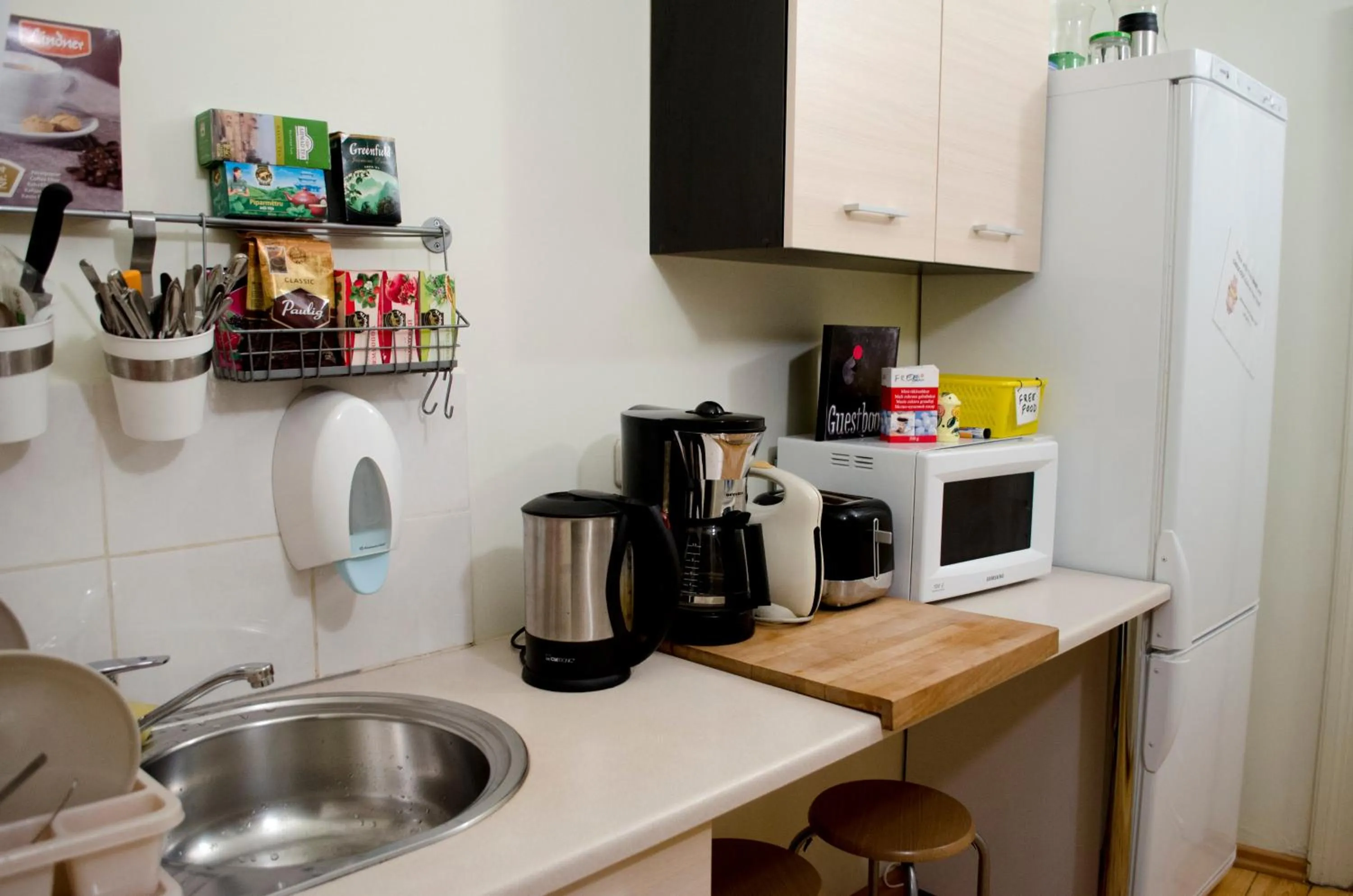 Kitchen or kitchenette in Red Nose Hostel with Self-Check In