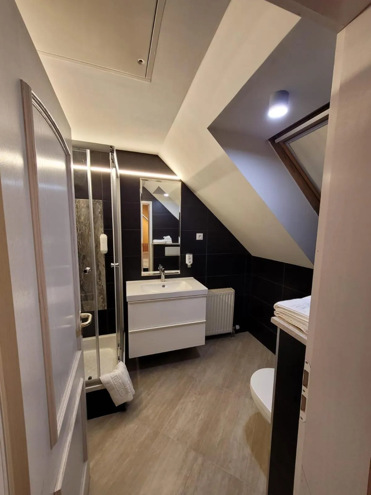 Bed in Ambiente Hotel garni