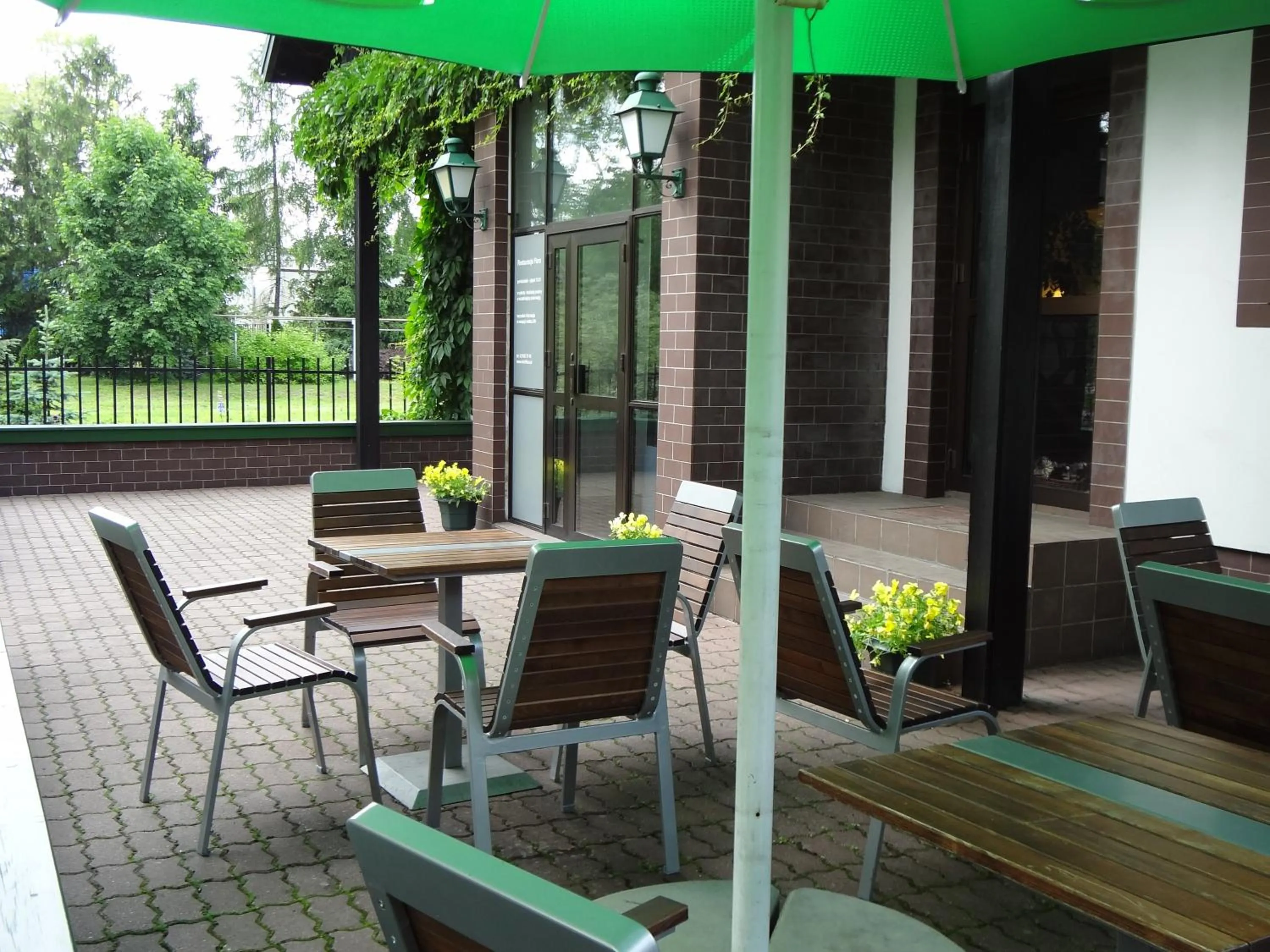 Facade/entrance in Hotel Flora