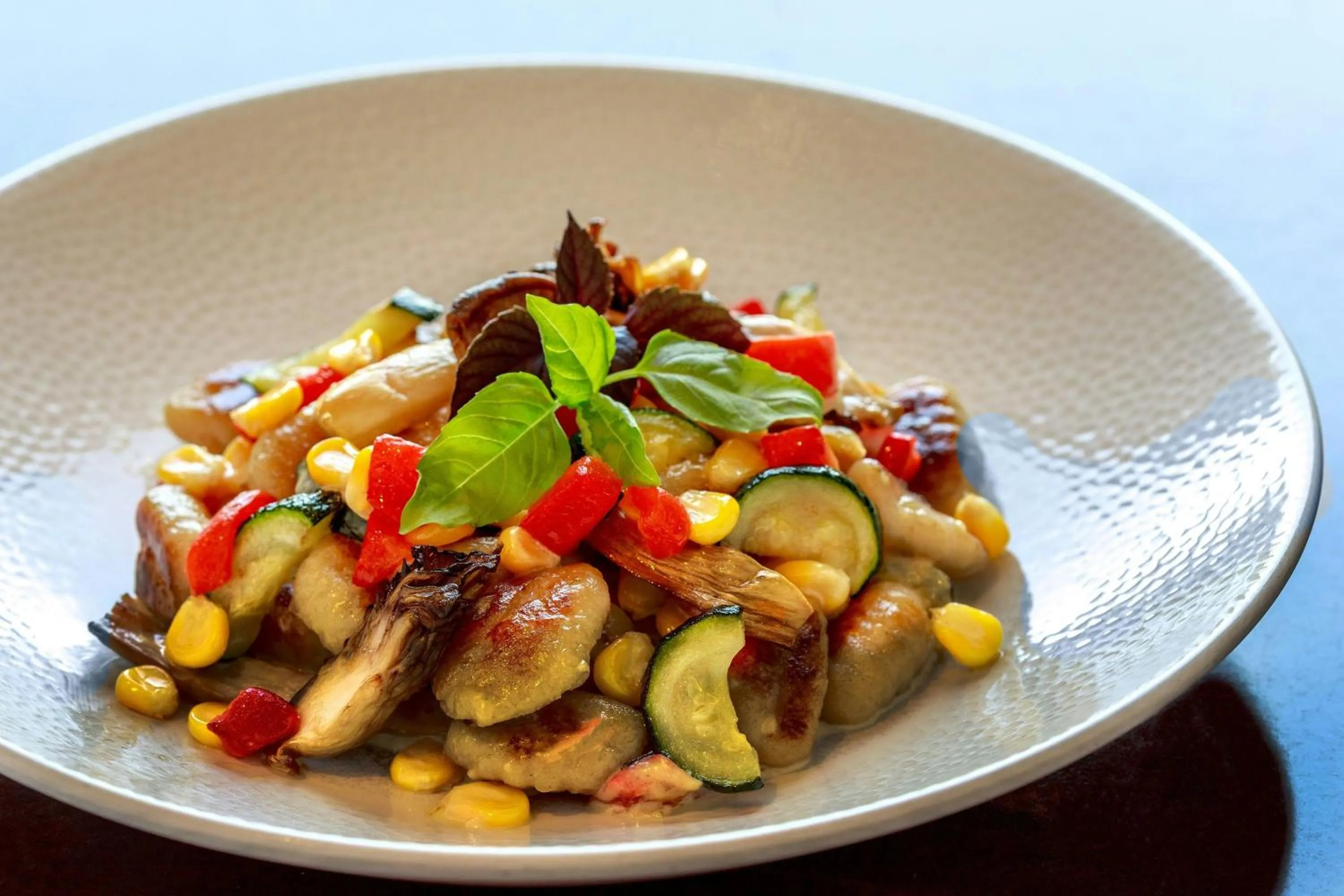 Restaurant/places to eat in Boston Marriott Long Wharf