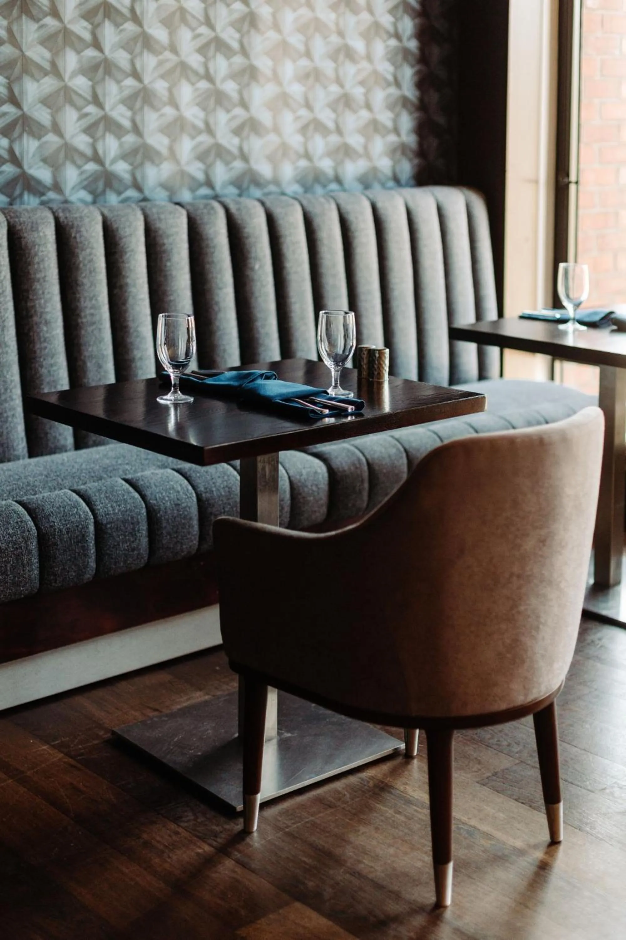 Restaurant/places to eat in Boston Marriott Long Wharf