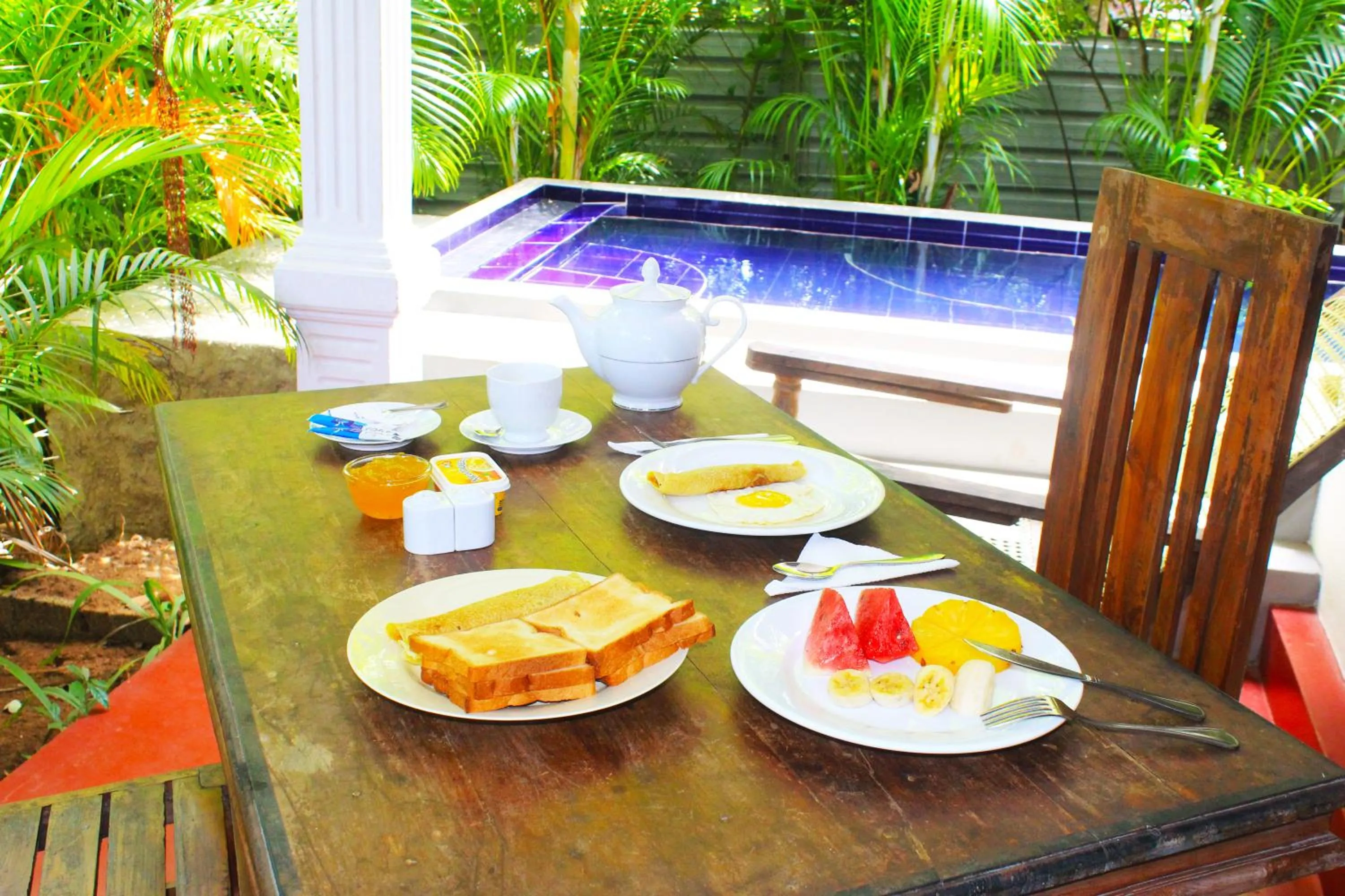 Food and drinks in Sunrise Cottage