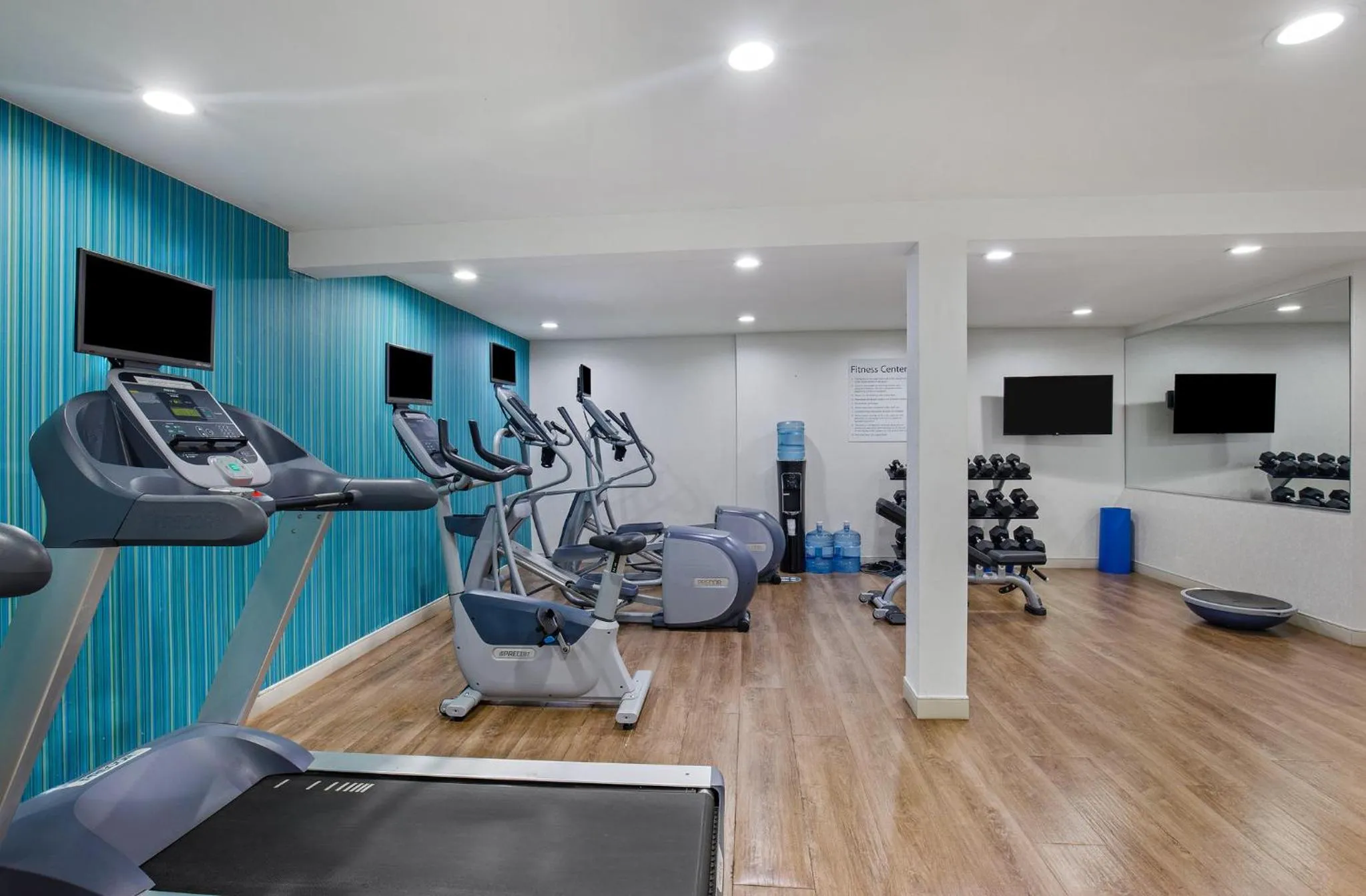 Fitness centre/facilities in Holiday Inn Express & Suites Locust Grove by IHG