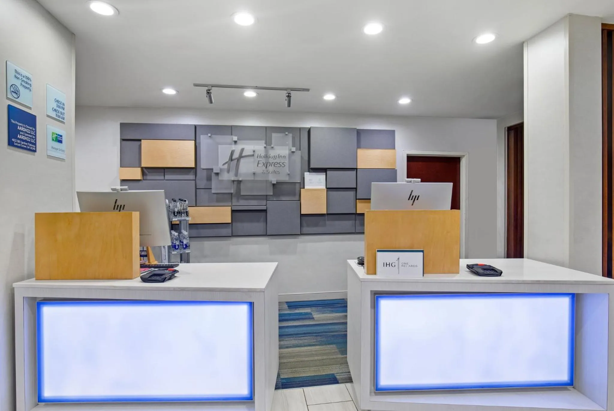 Property building in Holiday Inn Express & Suites Locust Grove by IHG