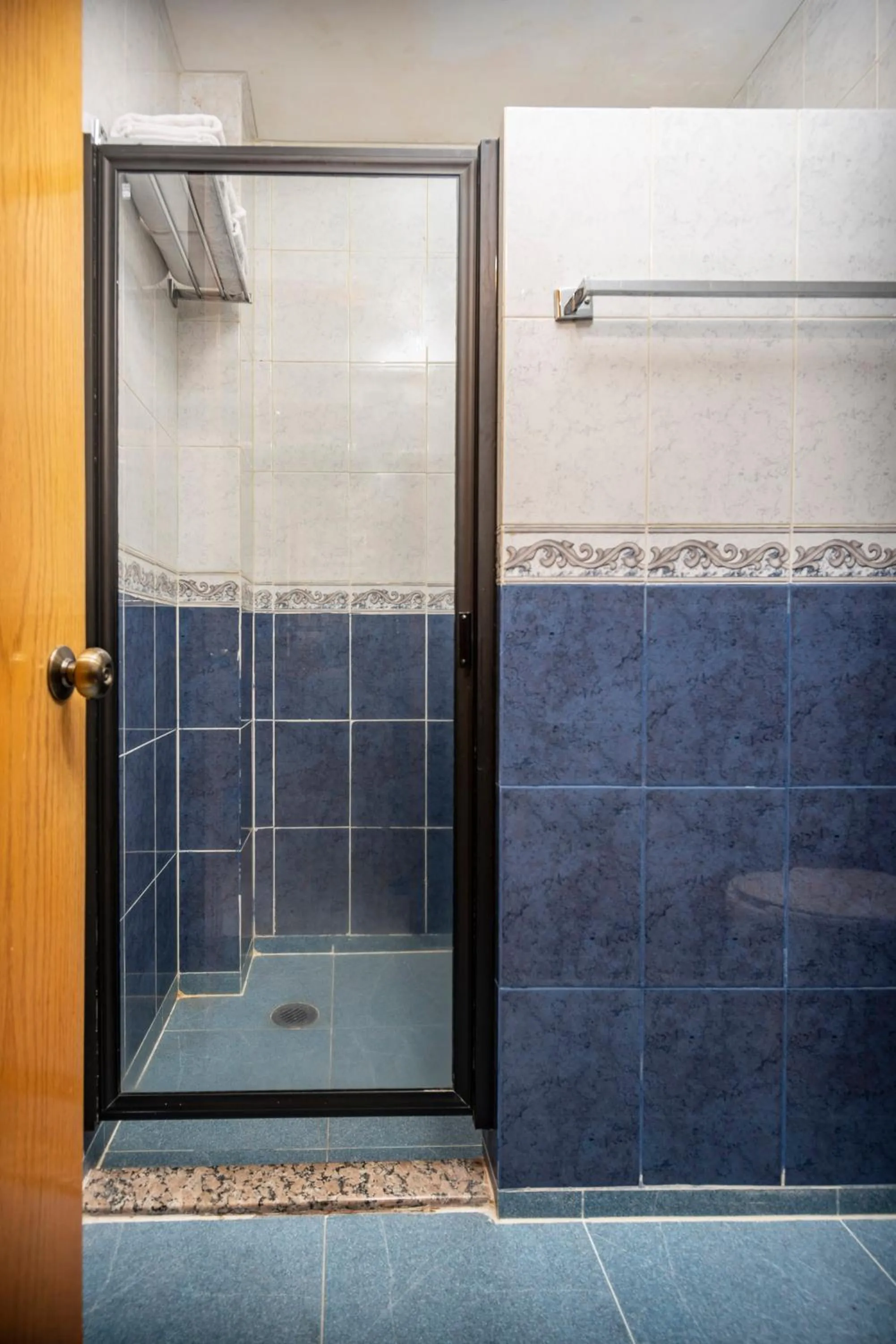 Bathroom in Hotel Mandarin Carton