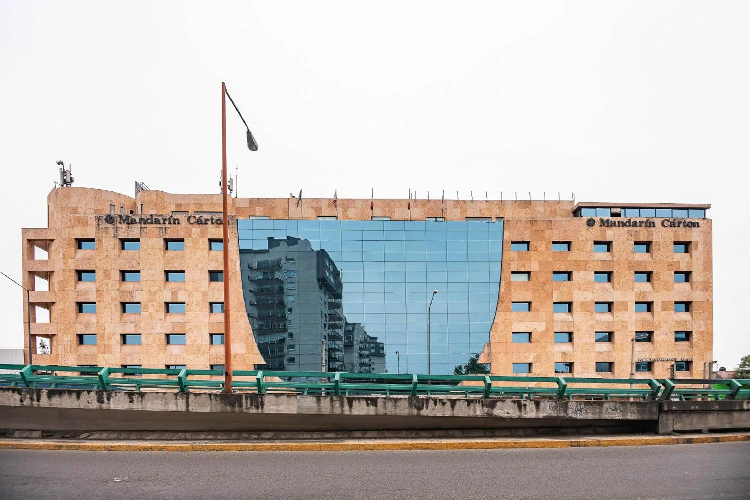 Facade/entrance in Hotel Mandarin Carton
