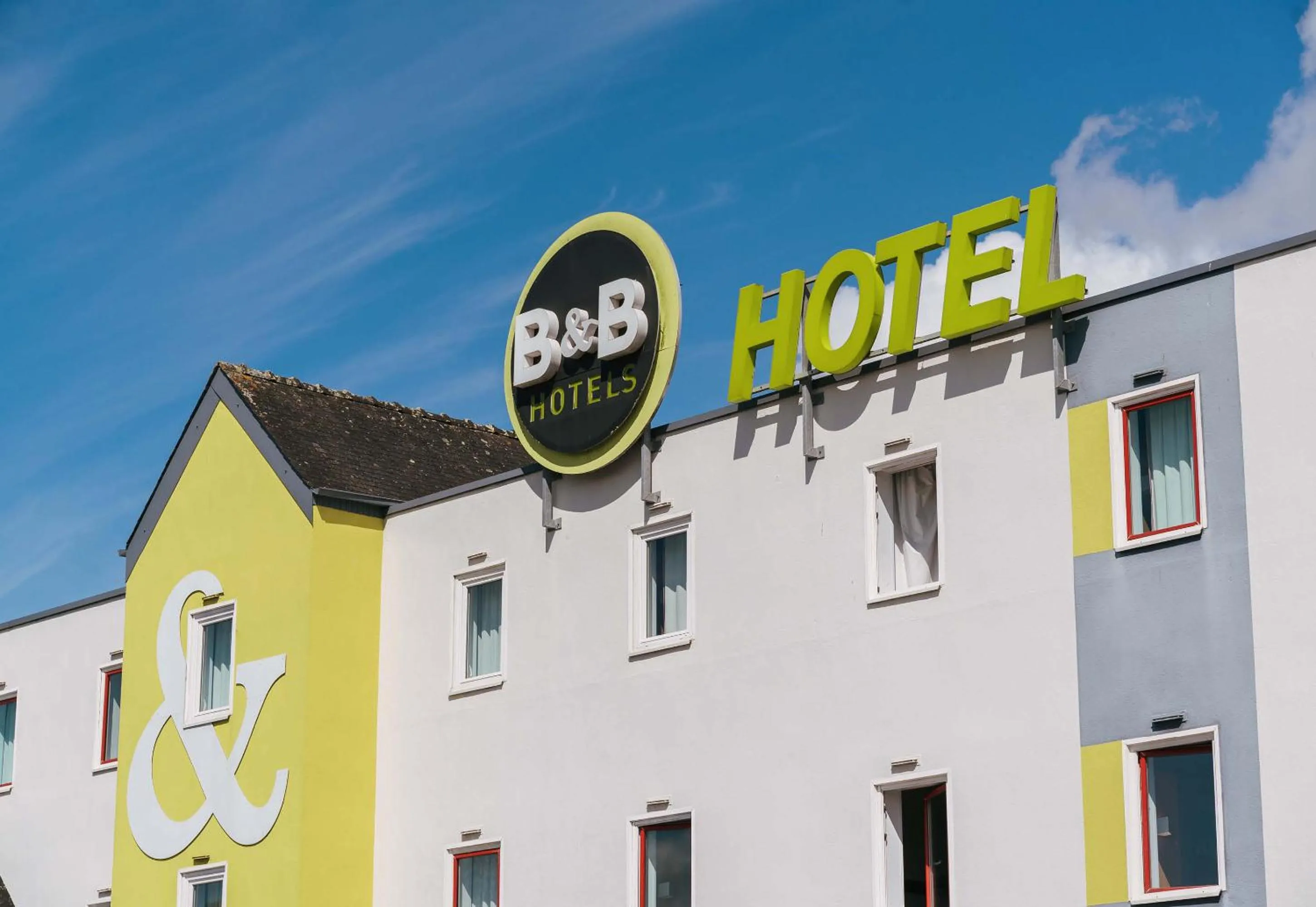 Property building in B&B HOTEL Lorient Caudan