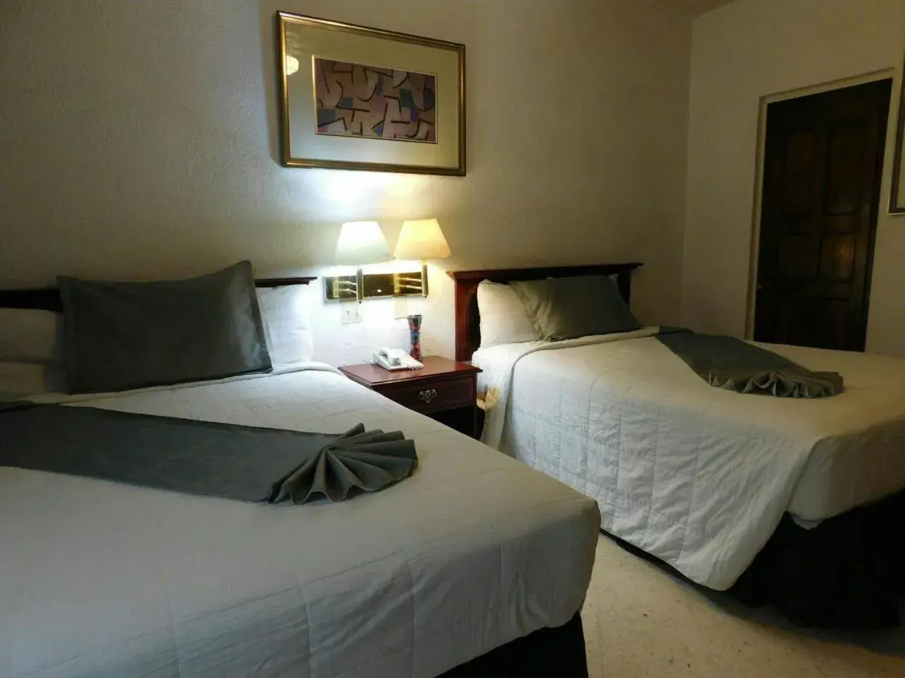 Double Room with Two Double Beds - single occupancy in Hotel Urdiñola Saltillo Double Room with Two Double Beds - single occupancy in Hotel Urdiñola Saltillo