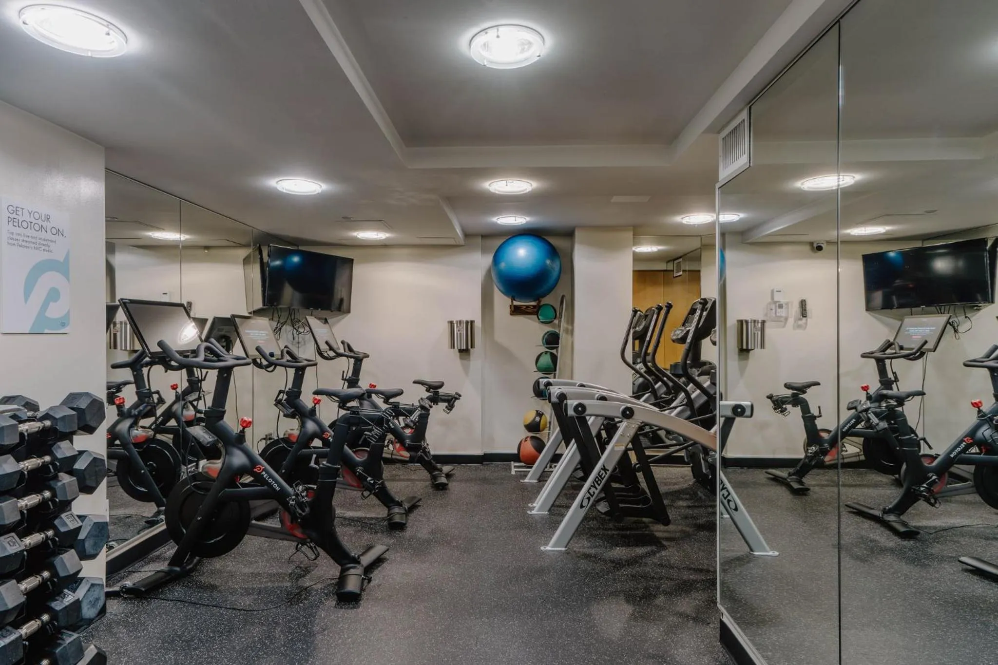 Fitness centre/facilities in The Jewel Hotel, New York