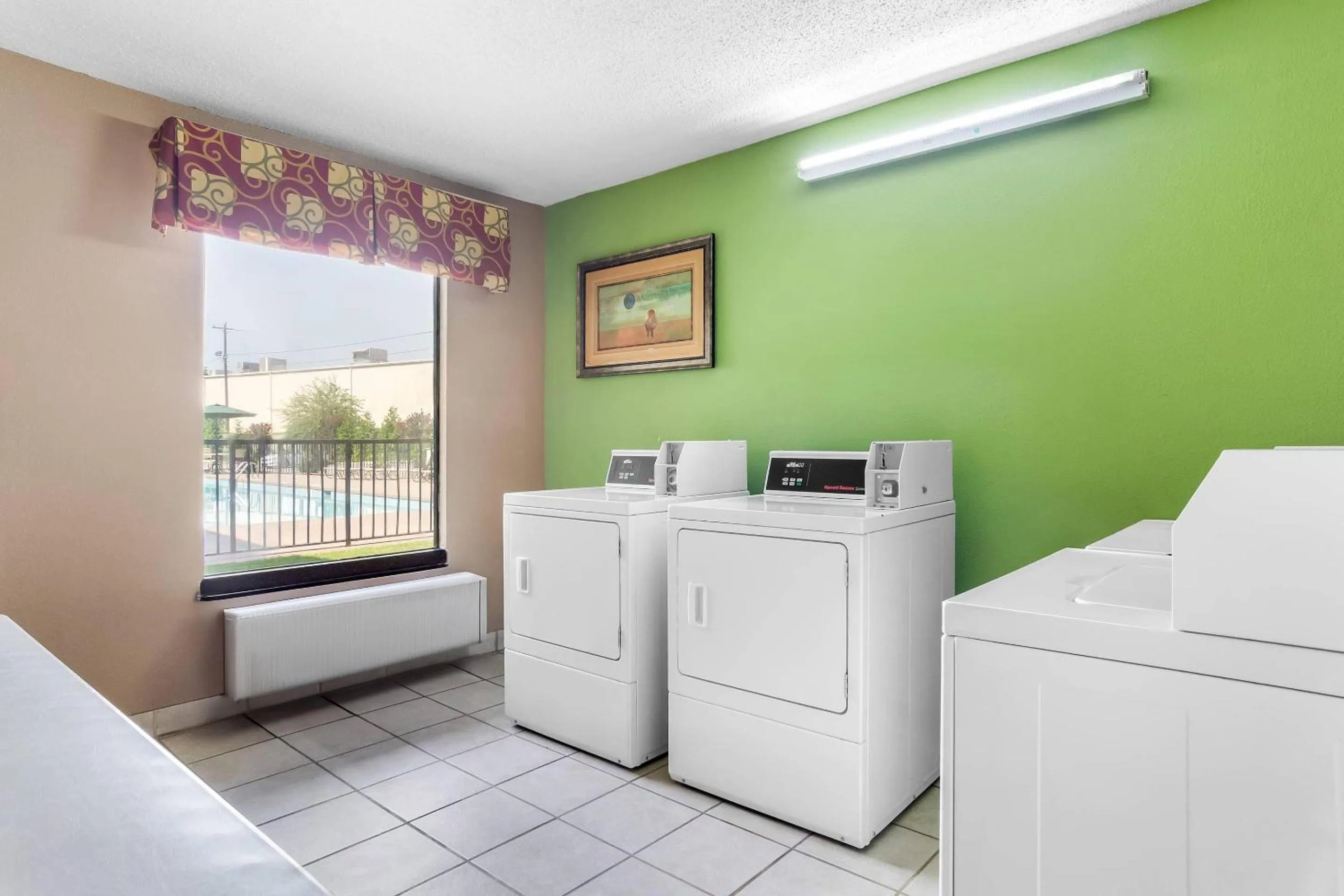 Other, Bed in Quality Inn & Suites Greenville - Haywood Mall