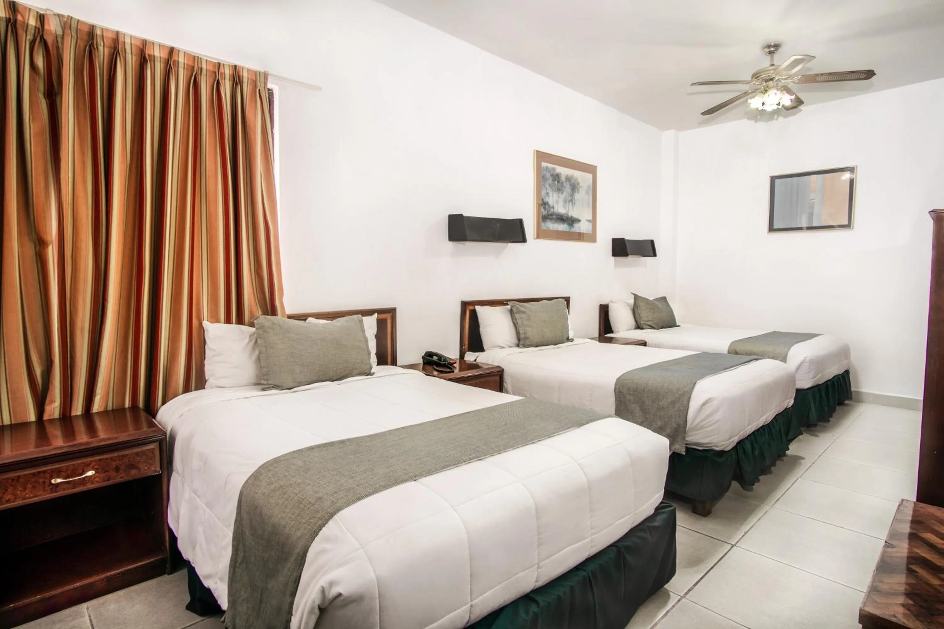 Bed in Hotel Premier Saltillo Coahuila