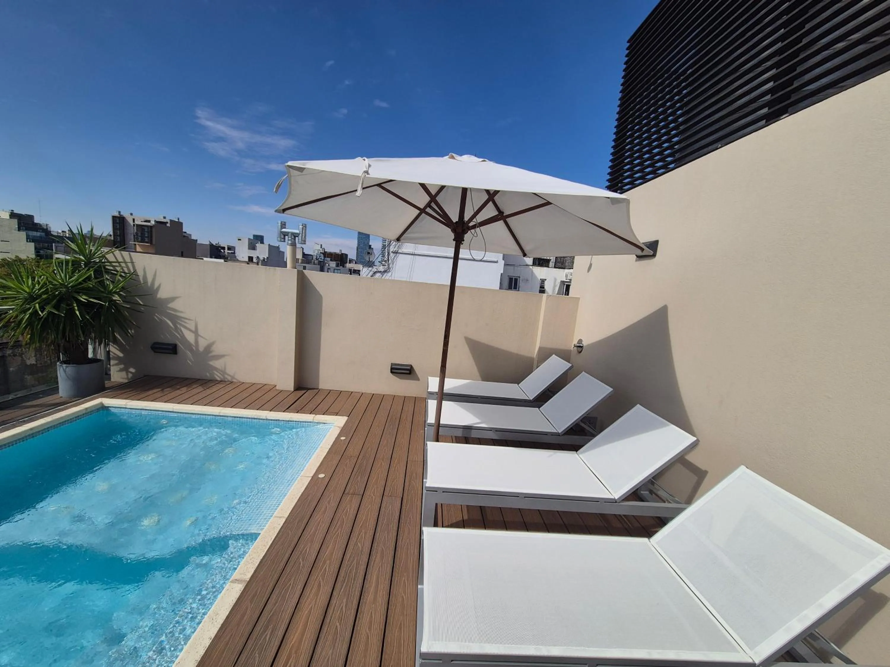 Swimming pool in Fierro Hotel Buenos Aires