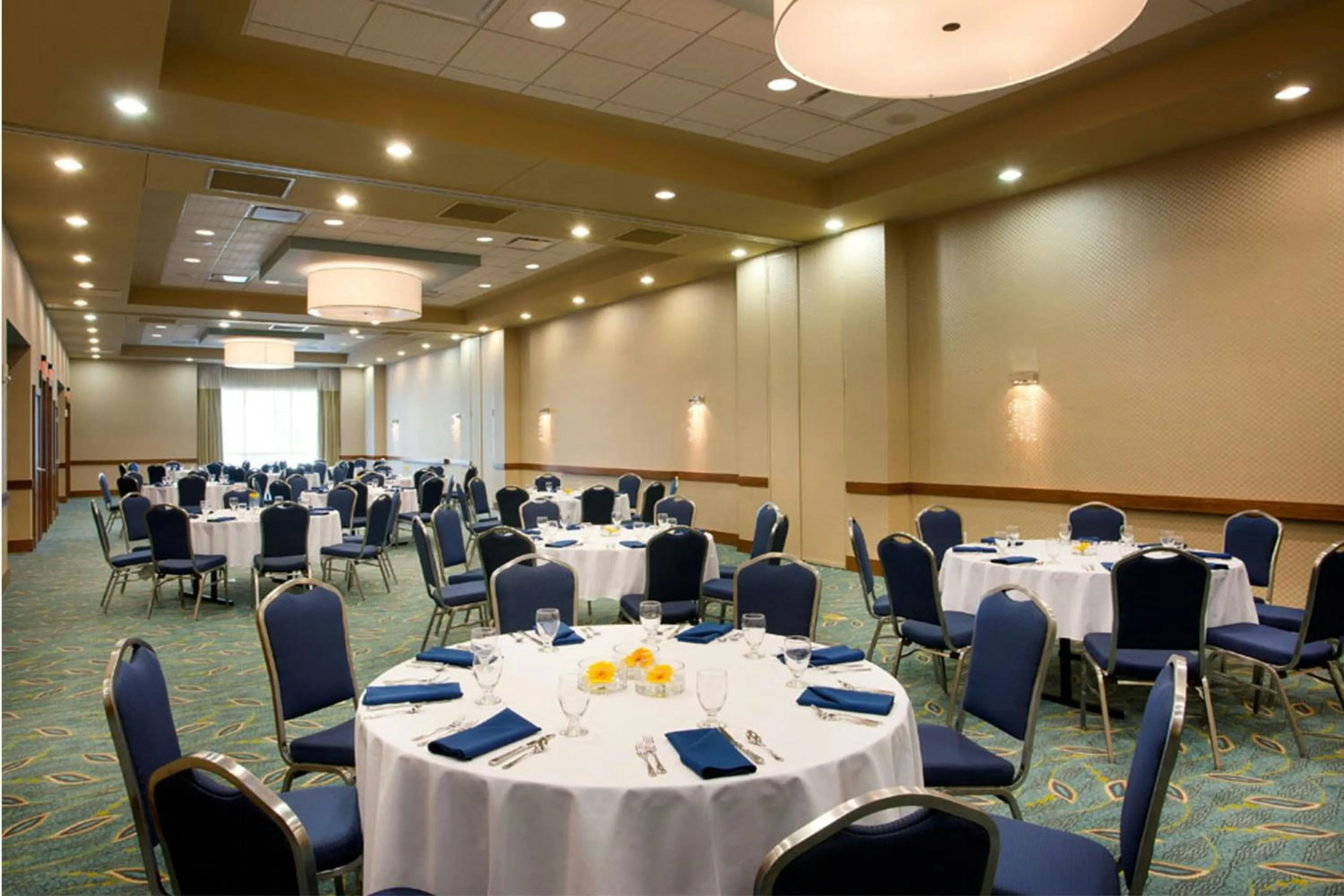 Meeting/conference room in SpringHill Suites by Marriott Las Vegas Convention Center