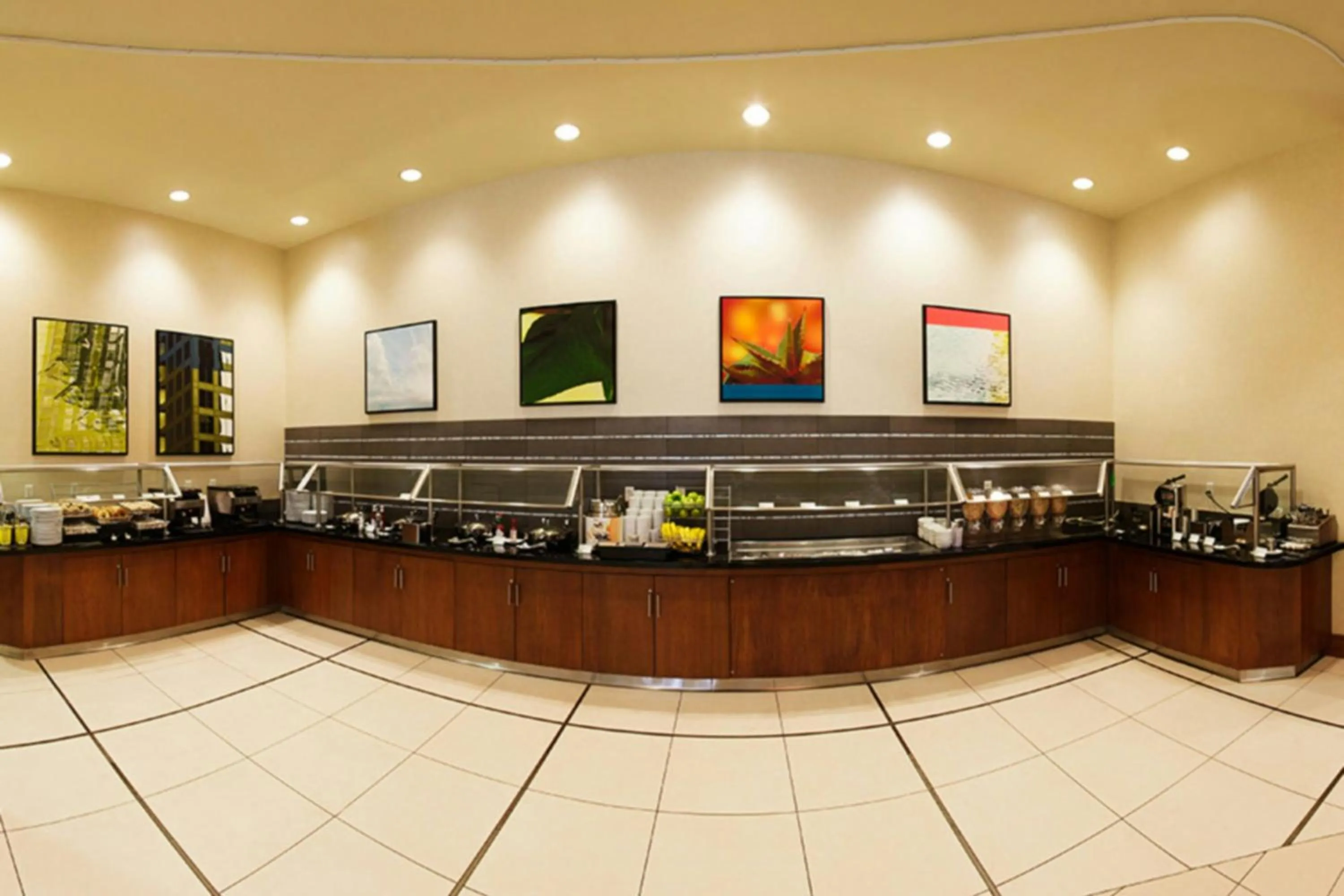 Breakfast in SpringHill Suites by Marriott Las Vegas Convention Center