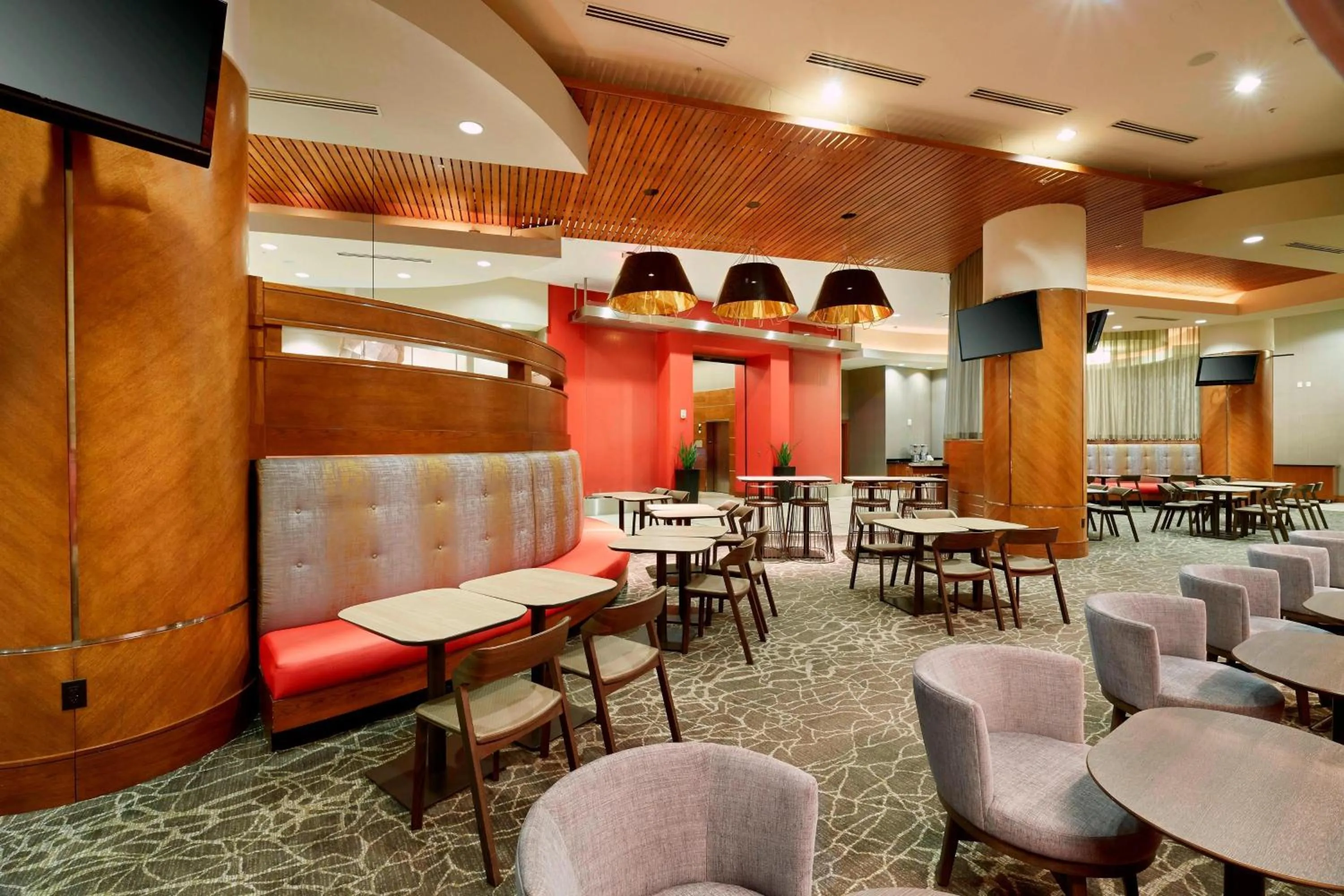Lobby or reception in SpringHill Suites by Marriott Las Vegas Convention Center