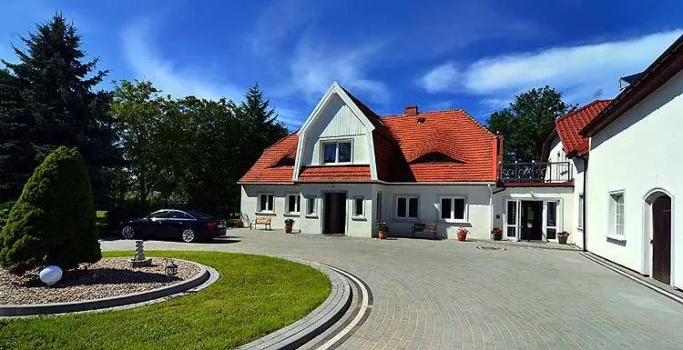 Property building in Dworek Natury