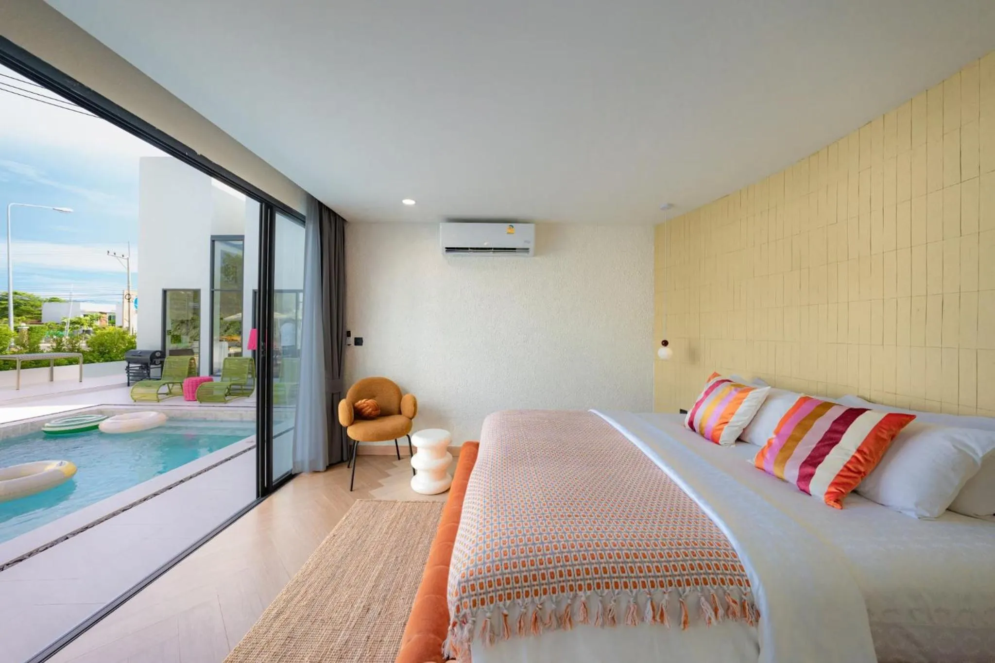 Bed in Maldives Beach Resort