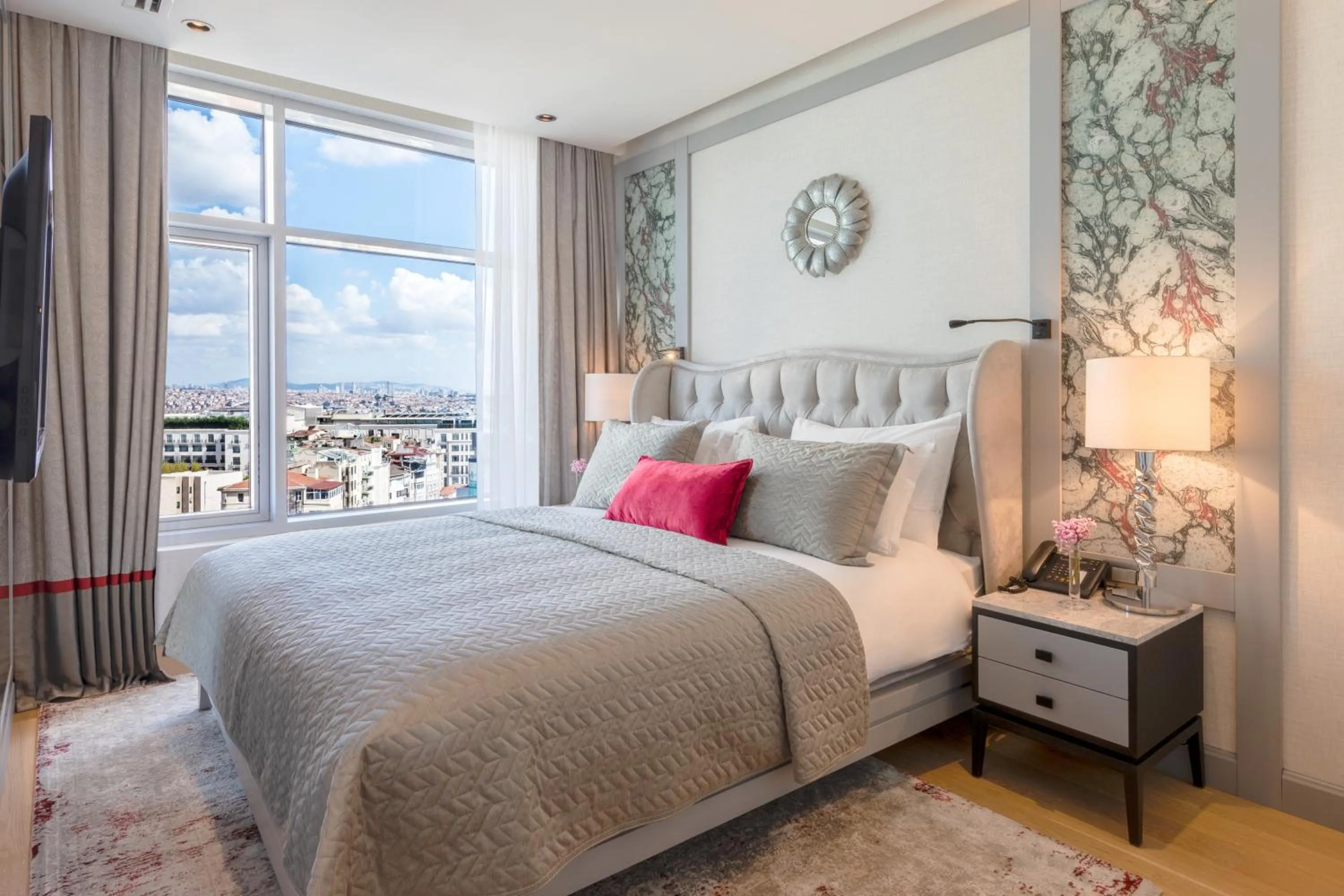 Bedroom, Bed in CVK Taksim Hotel Istanbul