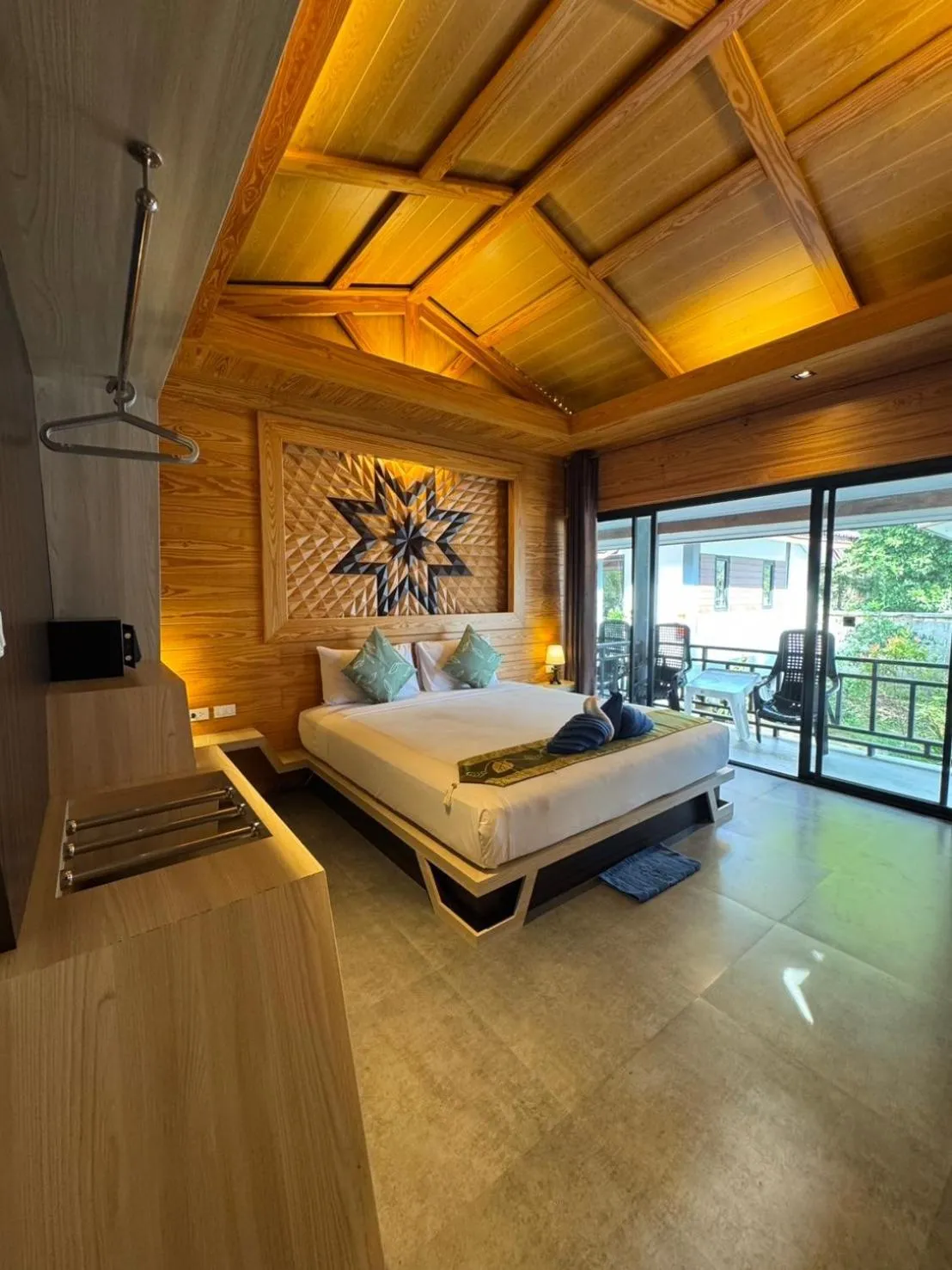 Bedroom, Bed in Kantiang Bay View Resort