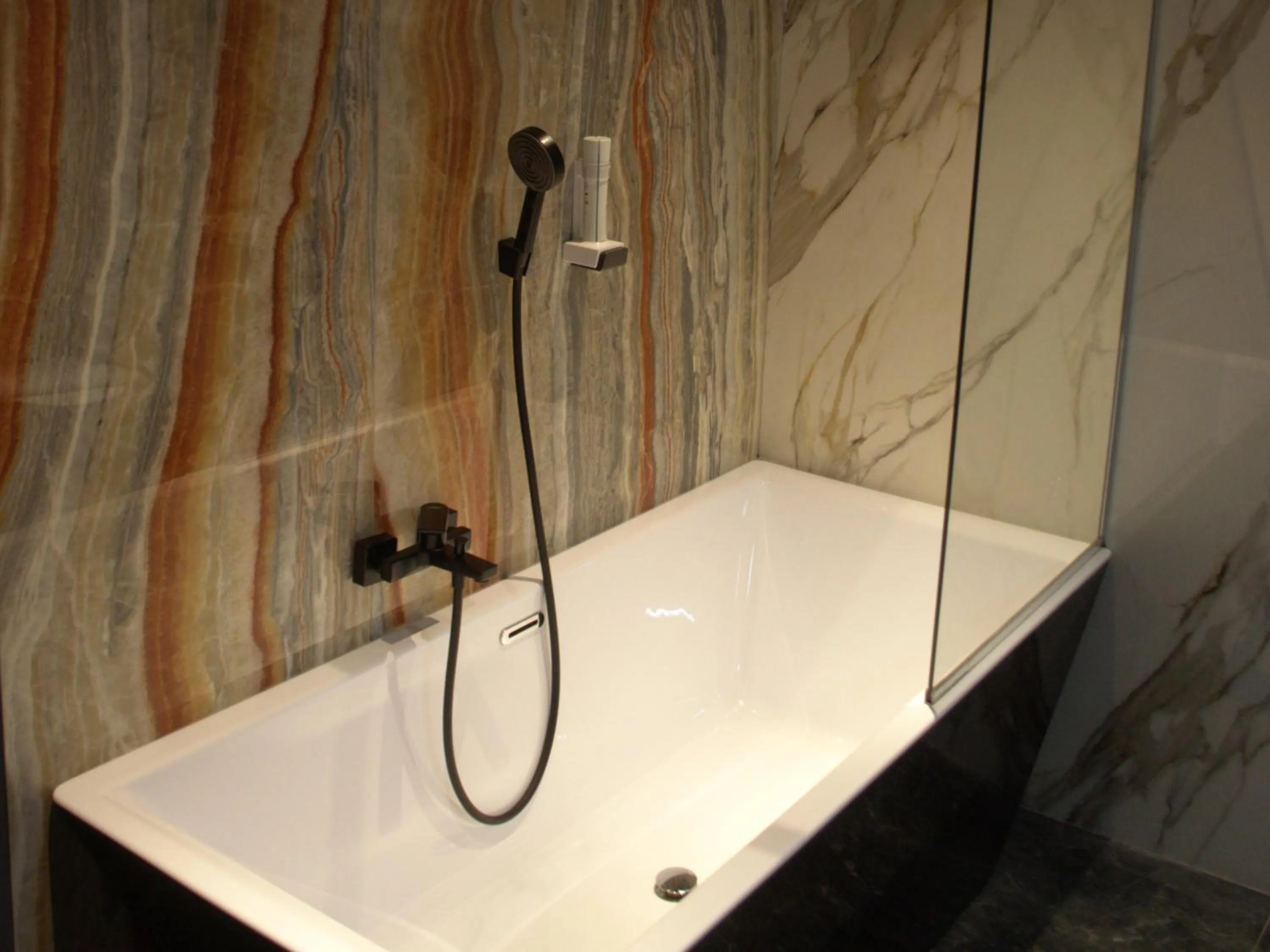 Bathroom in Hotel EMD