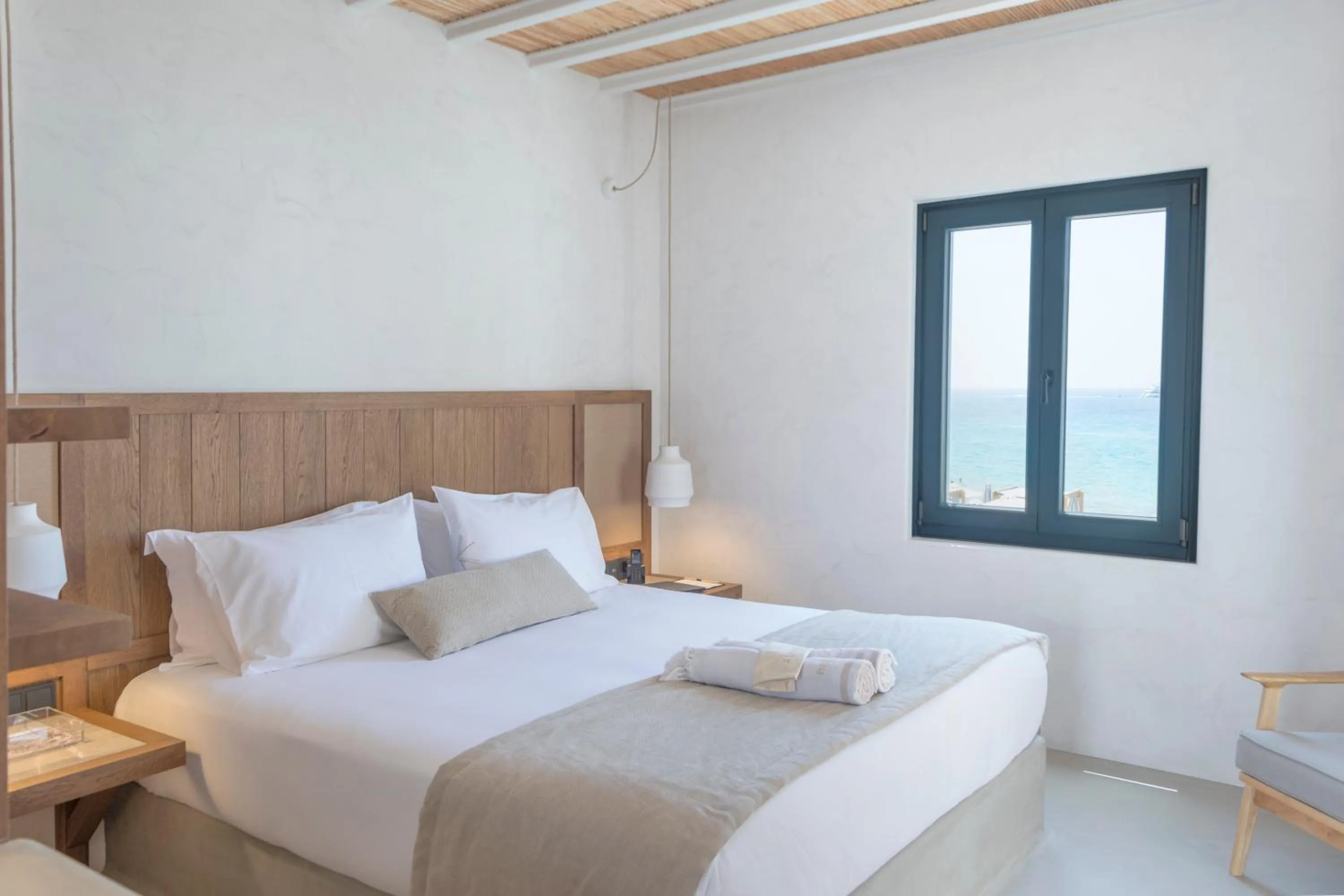 Bed in Branco Mykonos
