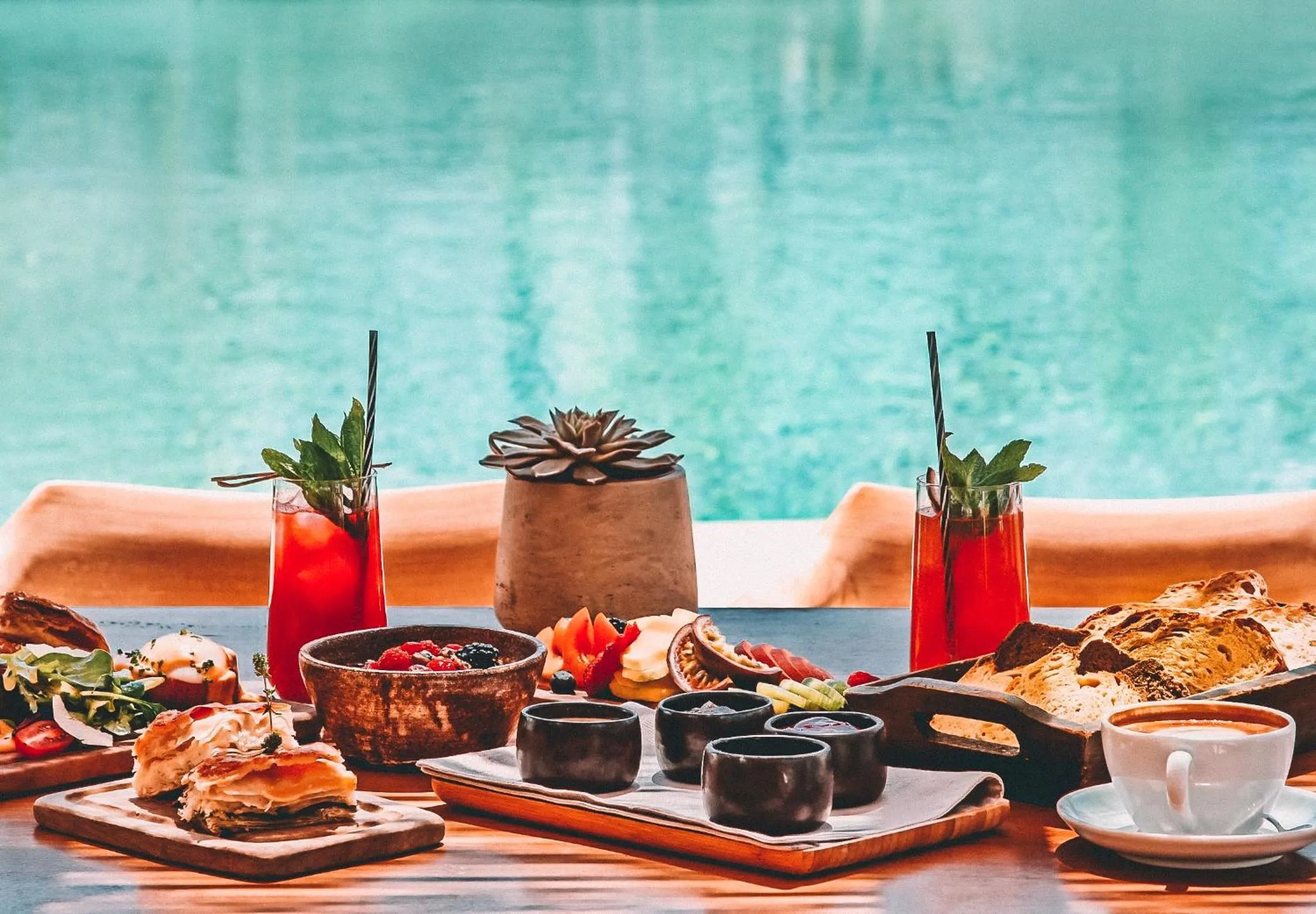 Food and drinks in Branco Mykonos