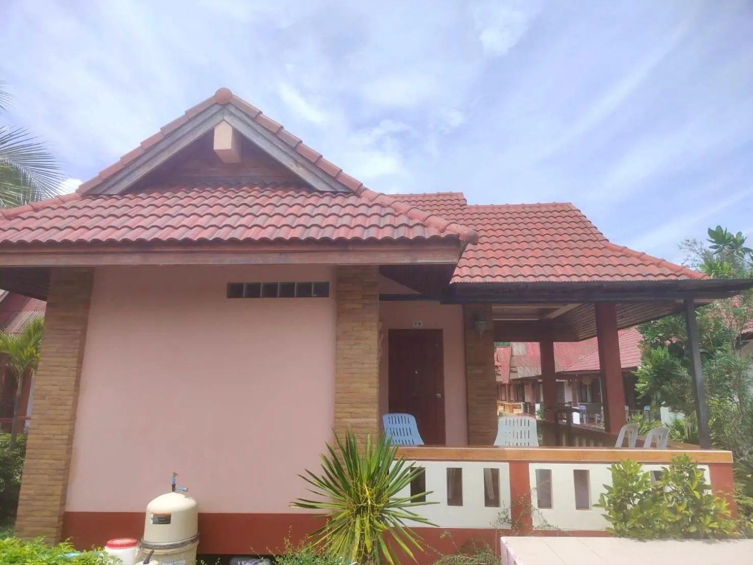 D.R. Lanta Bay Resort