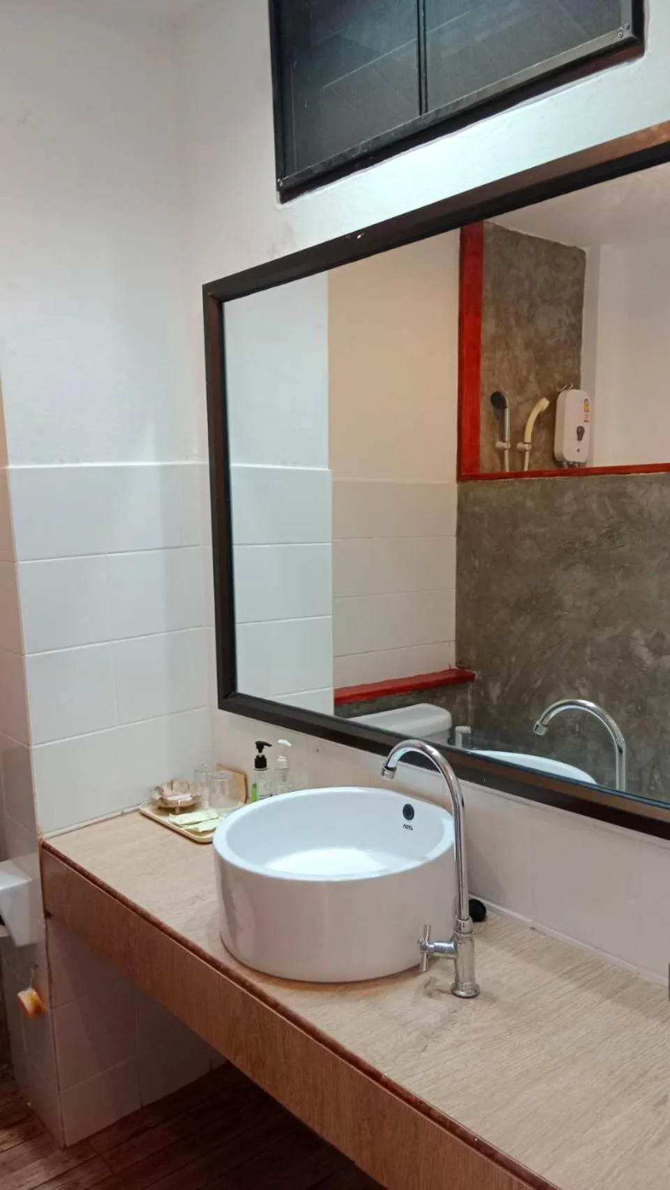 D.R. Lanta Bay Resort