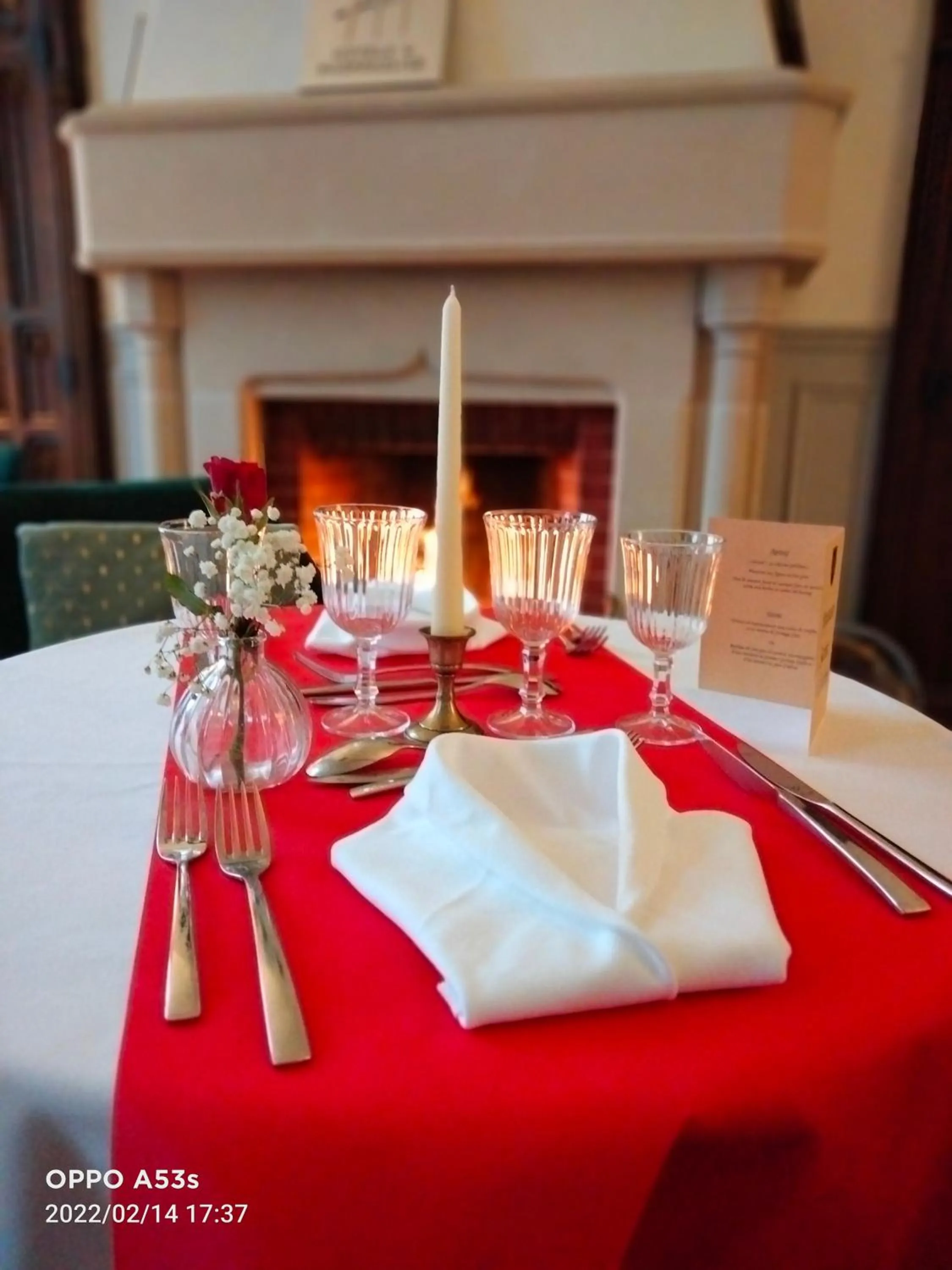 Restaurant/places to eat in Hôtel Château de l'Hermitage