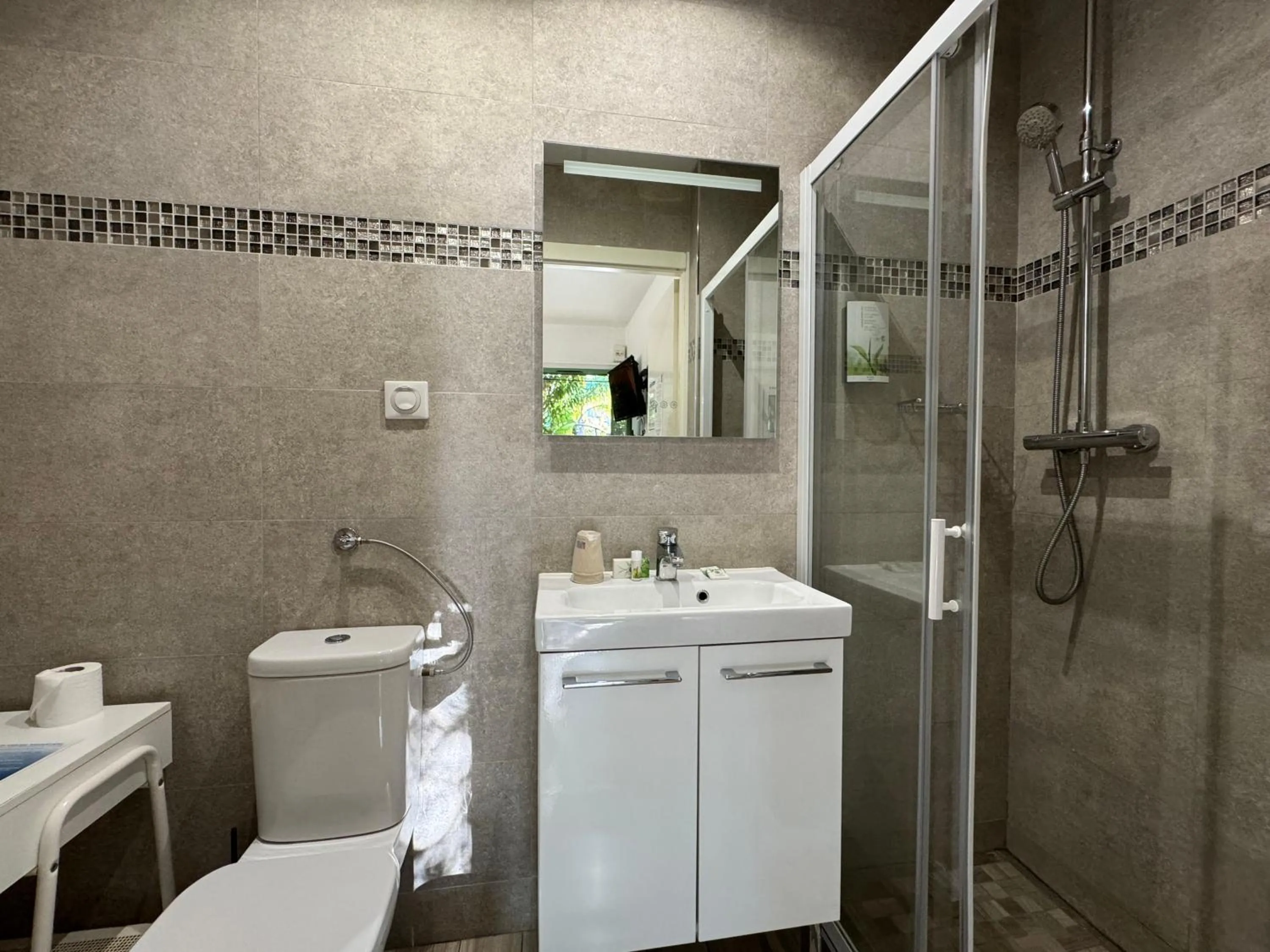 Bathroom in Hotel Pavillon Imperial
