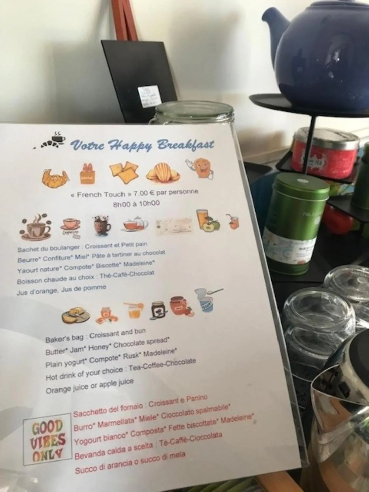 Breakfast in Hotel Pavillon Imperial