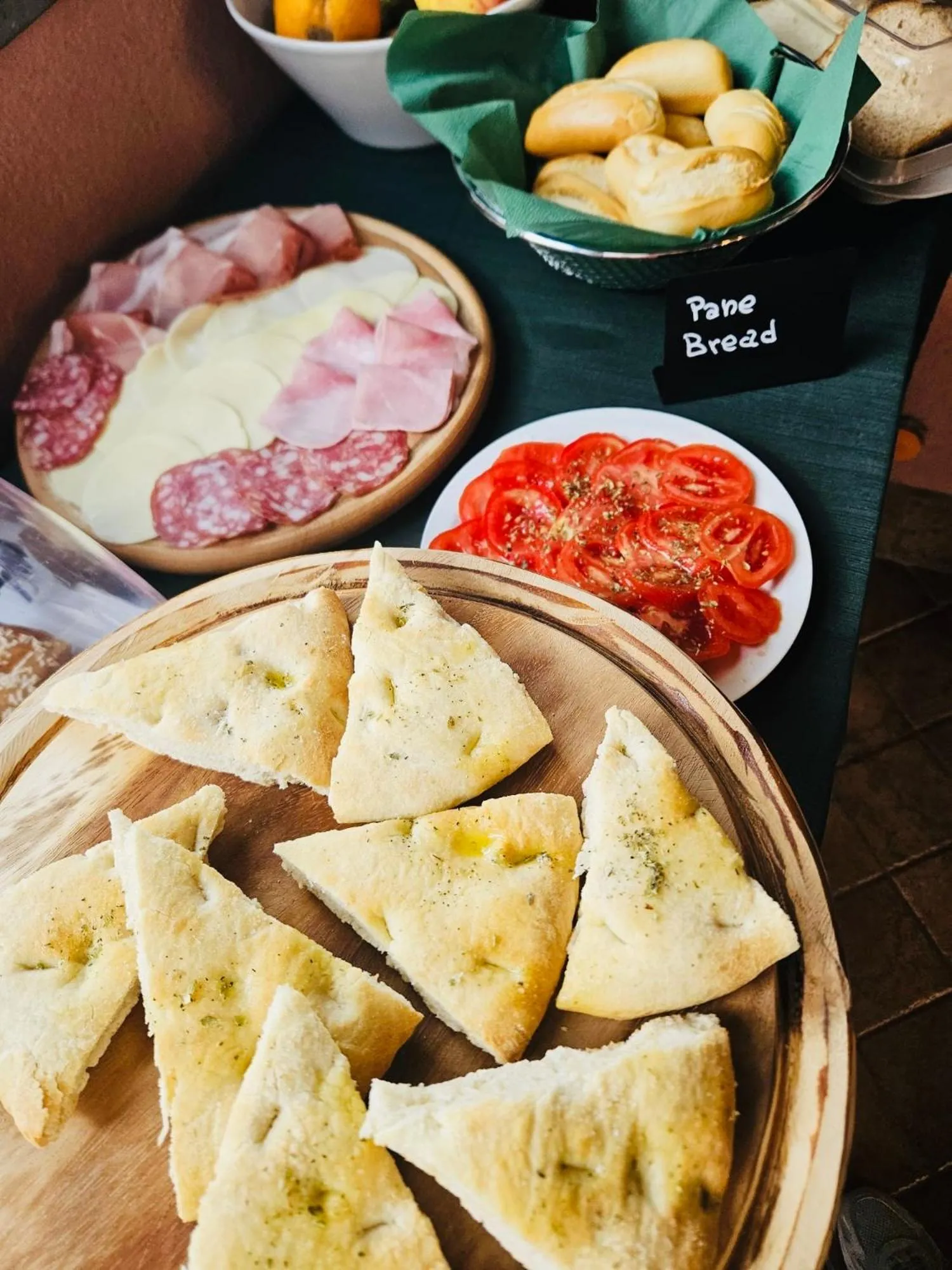 Buffet breakfast in ALHAMBRA - Guest House di Charme