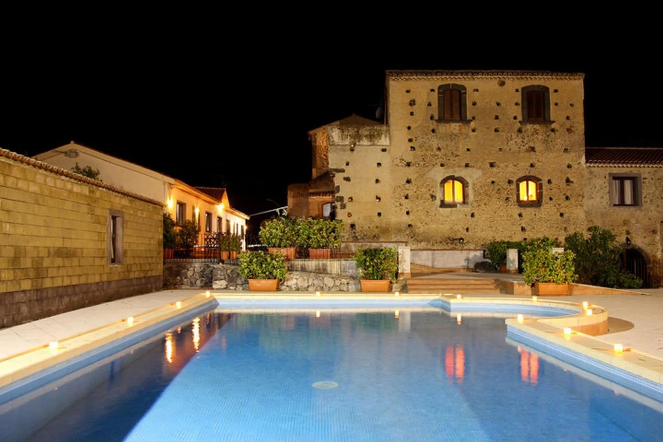 Swimming pool in Il Borgo Country Resort