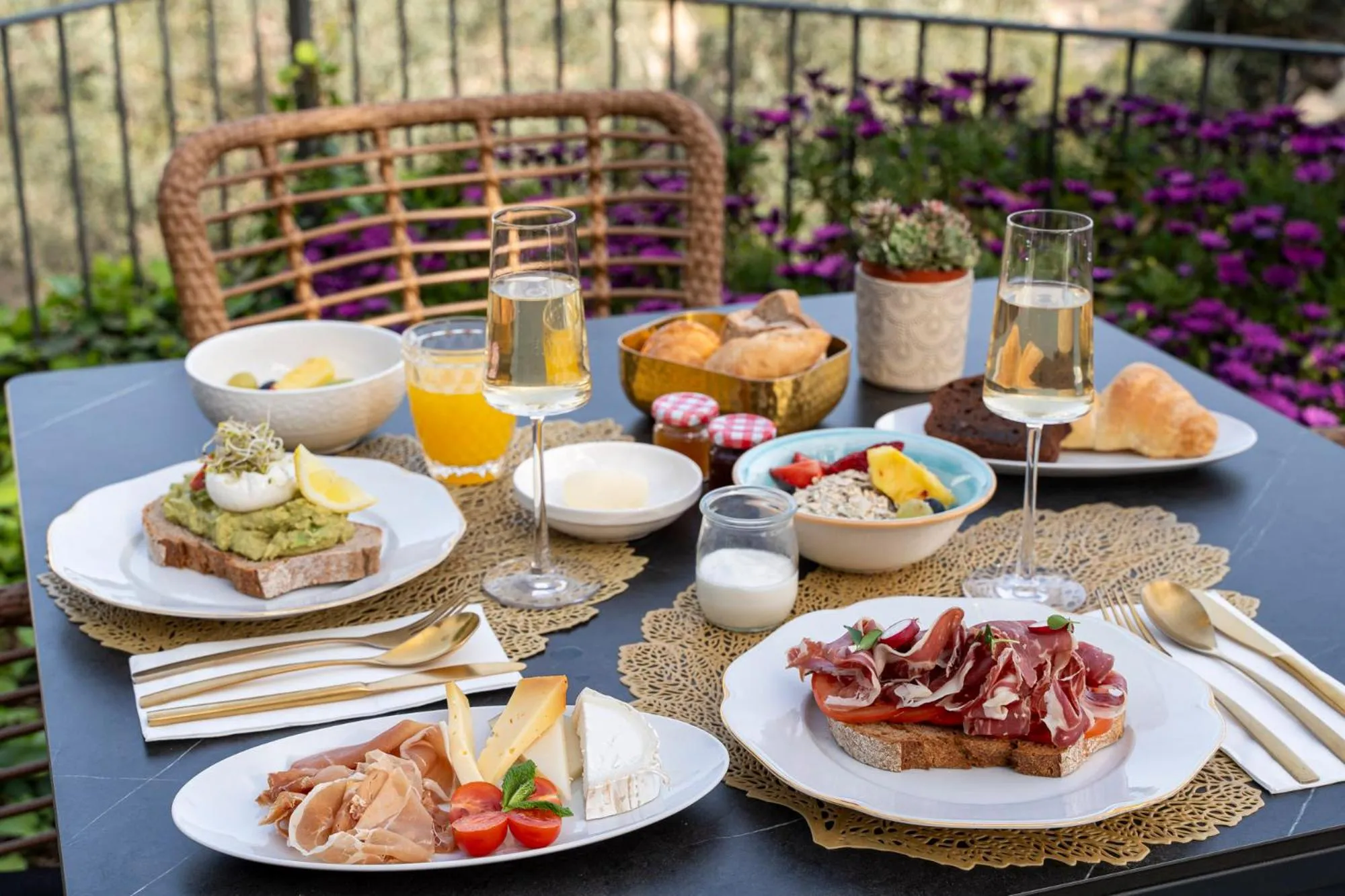 Breakfast in Ca's Xorc Luxury Retreat - ADULTS ONLY