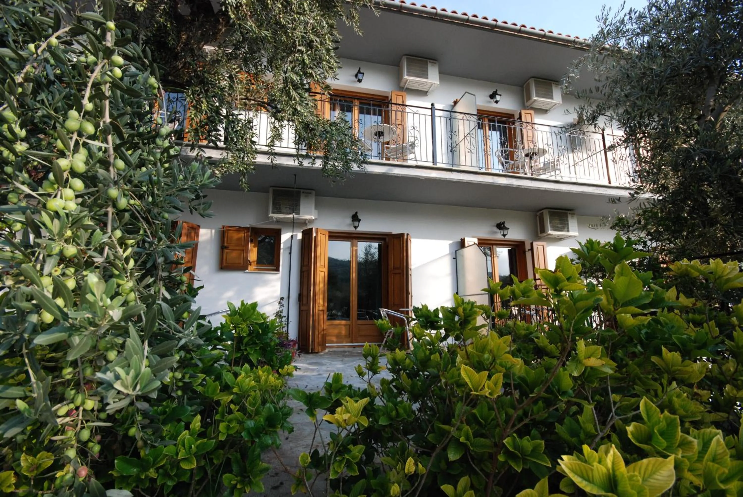 Facade/entrance in Hotel Agnadi - Horefto