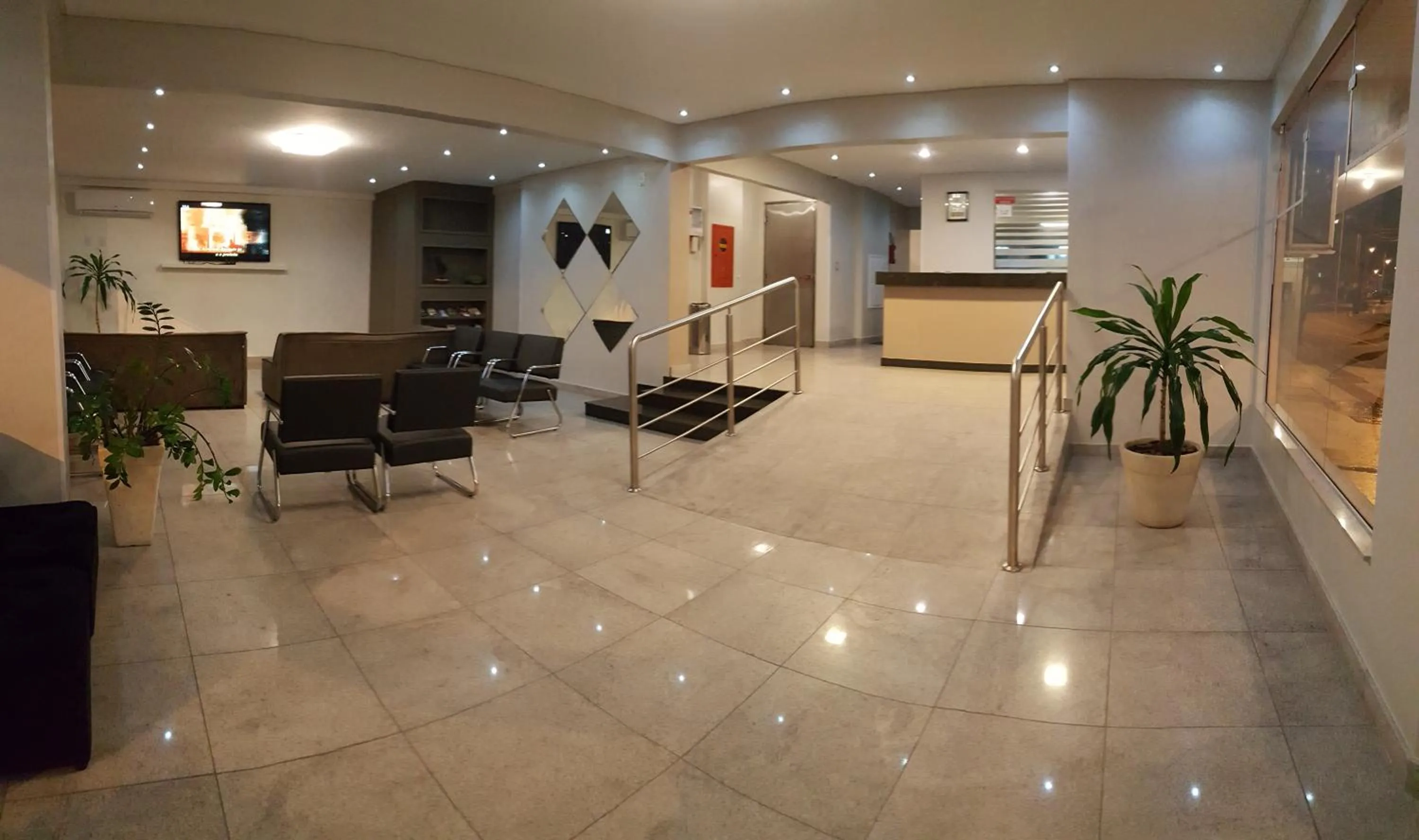 Lobby or reception in Hotel Gênova BC