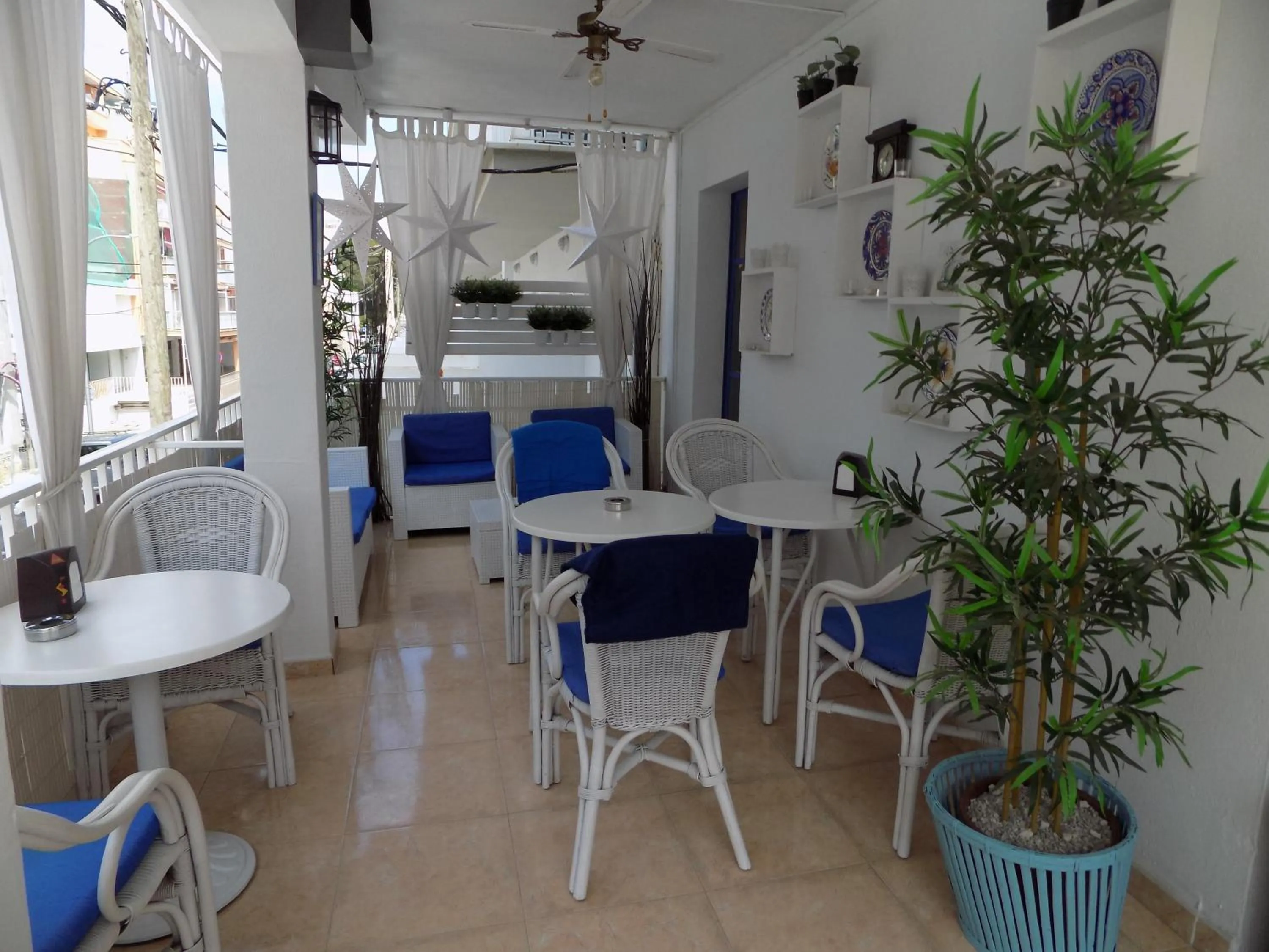 Lounge or bar in Hostal Villa Maruja