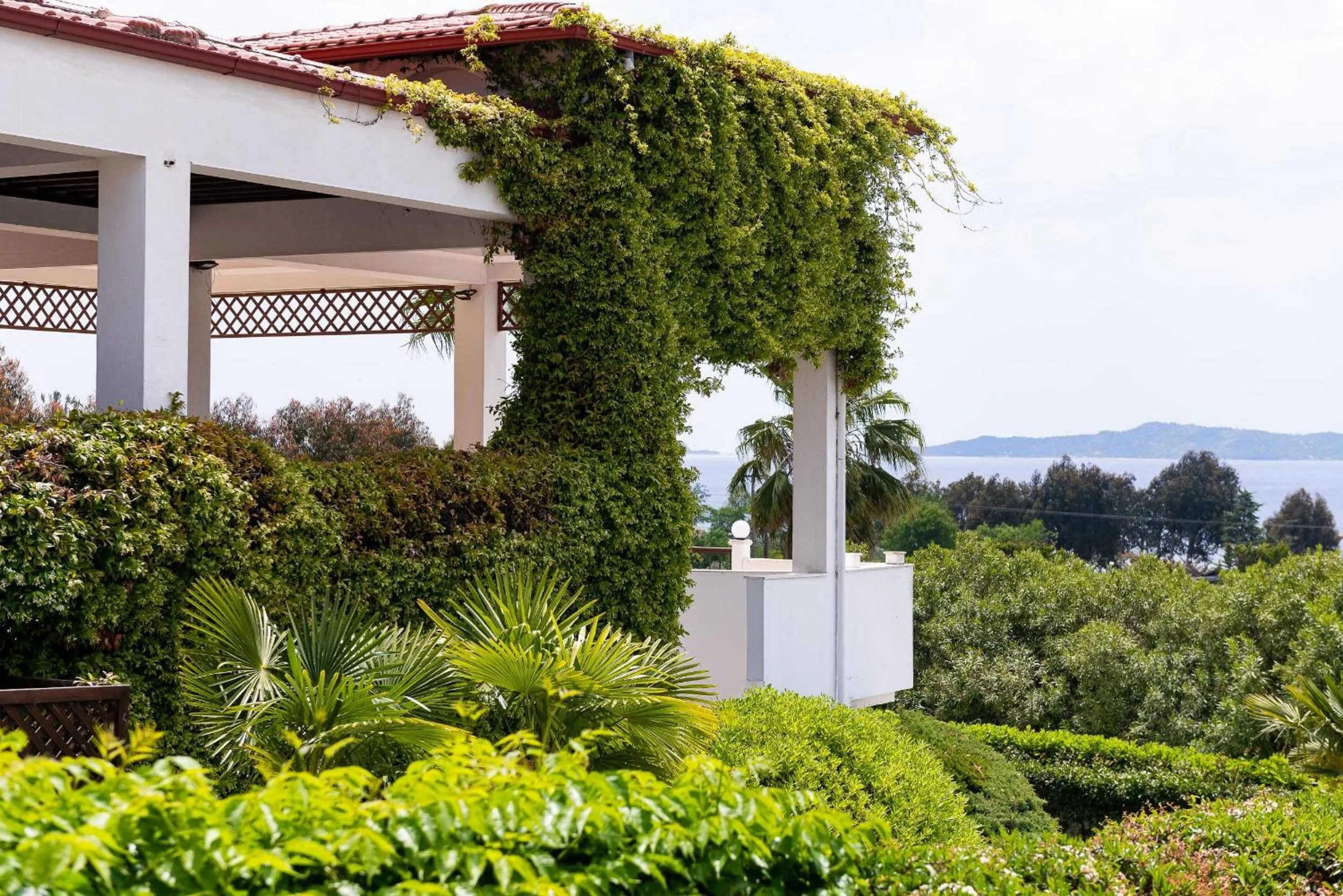 Property building in Alexandros Palace