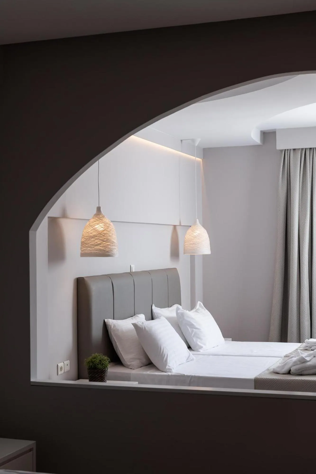 Photo of the whole room, Bed in Alexandros Palace