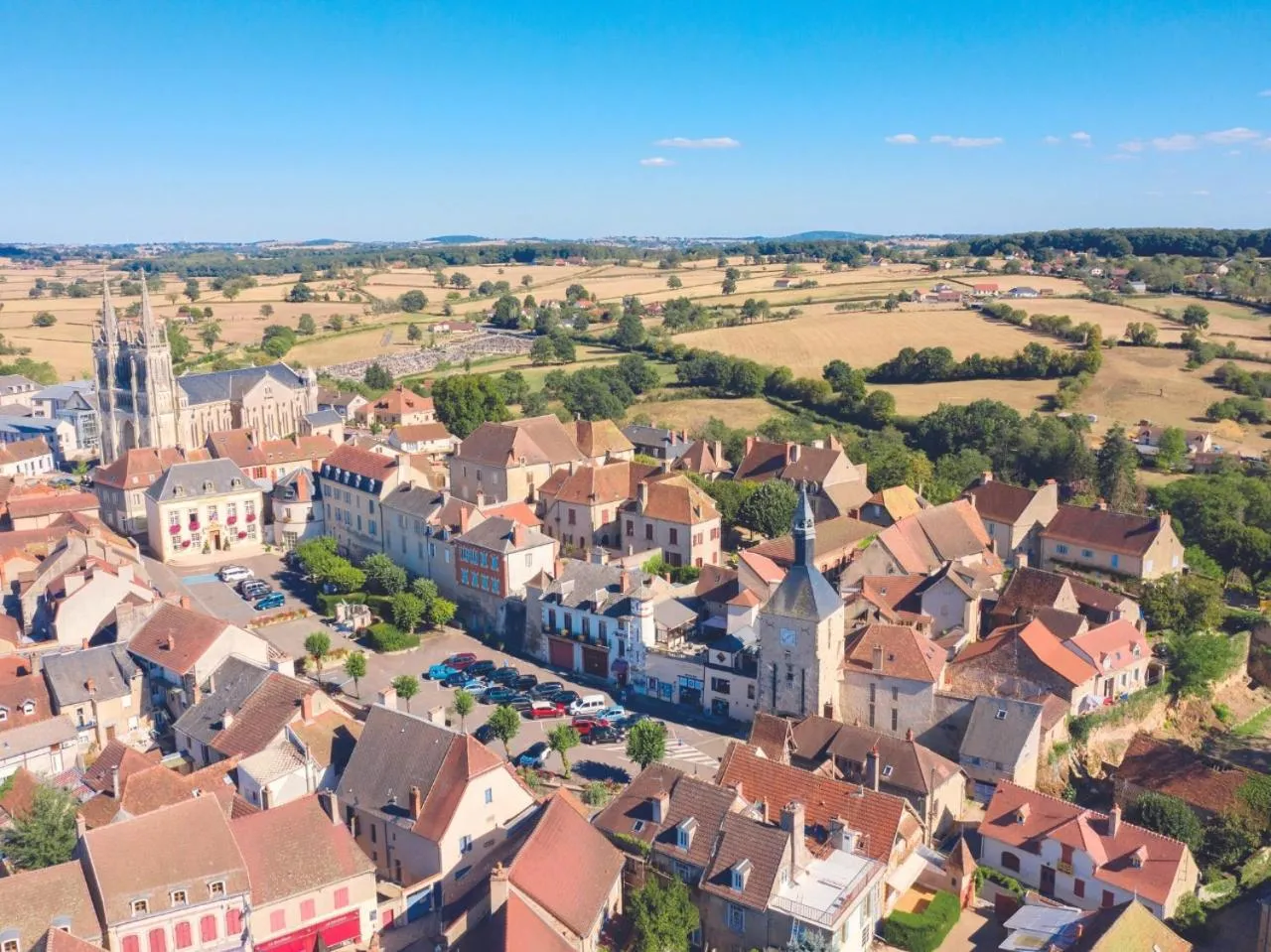 Bird's eye view in Grand Hôtel de Bourbon-Lancy - Spa et Restaurant - Logis