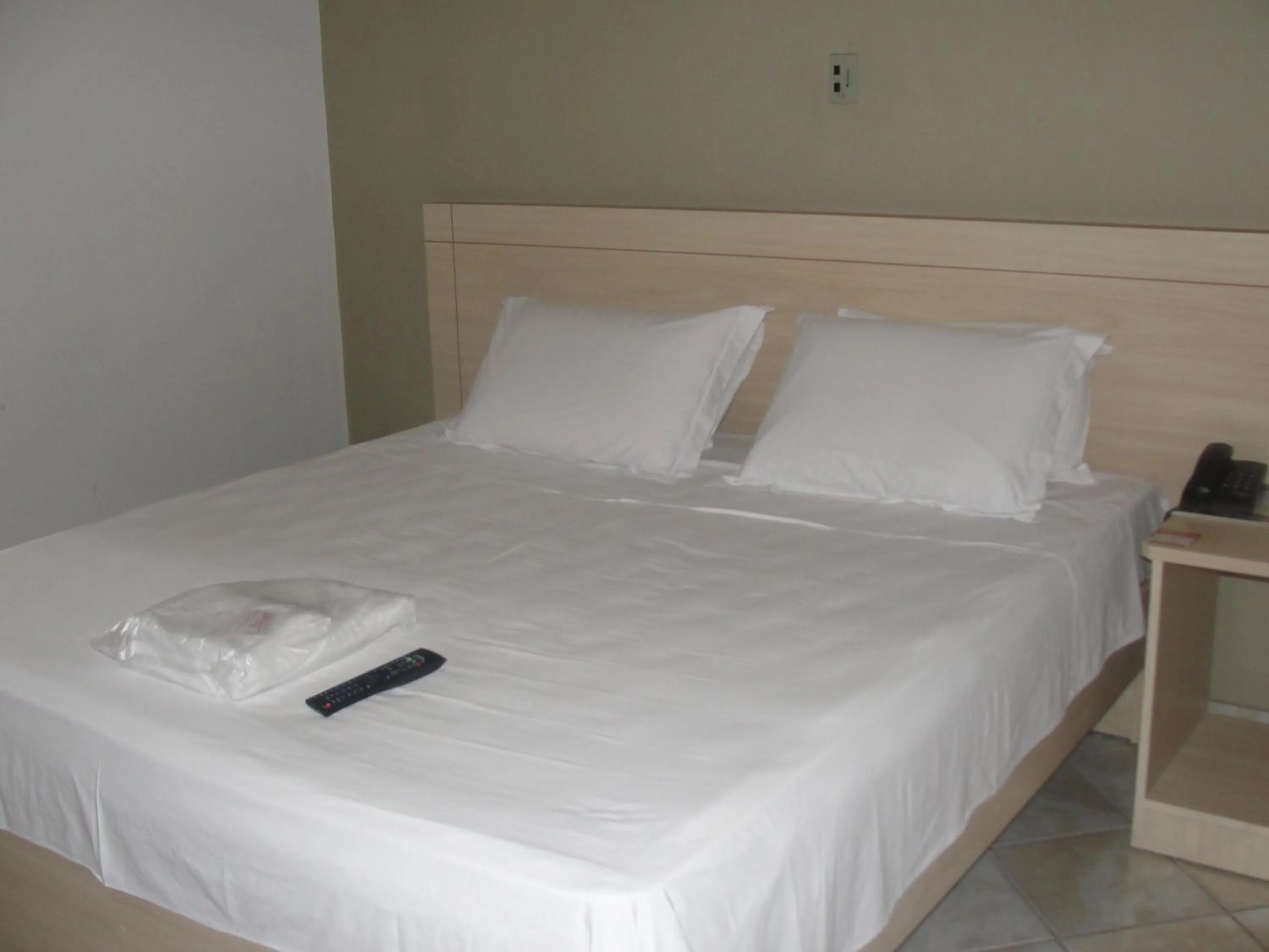 Bed in Manhuaçu Center Hotel
