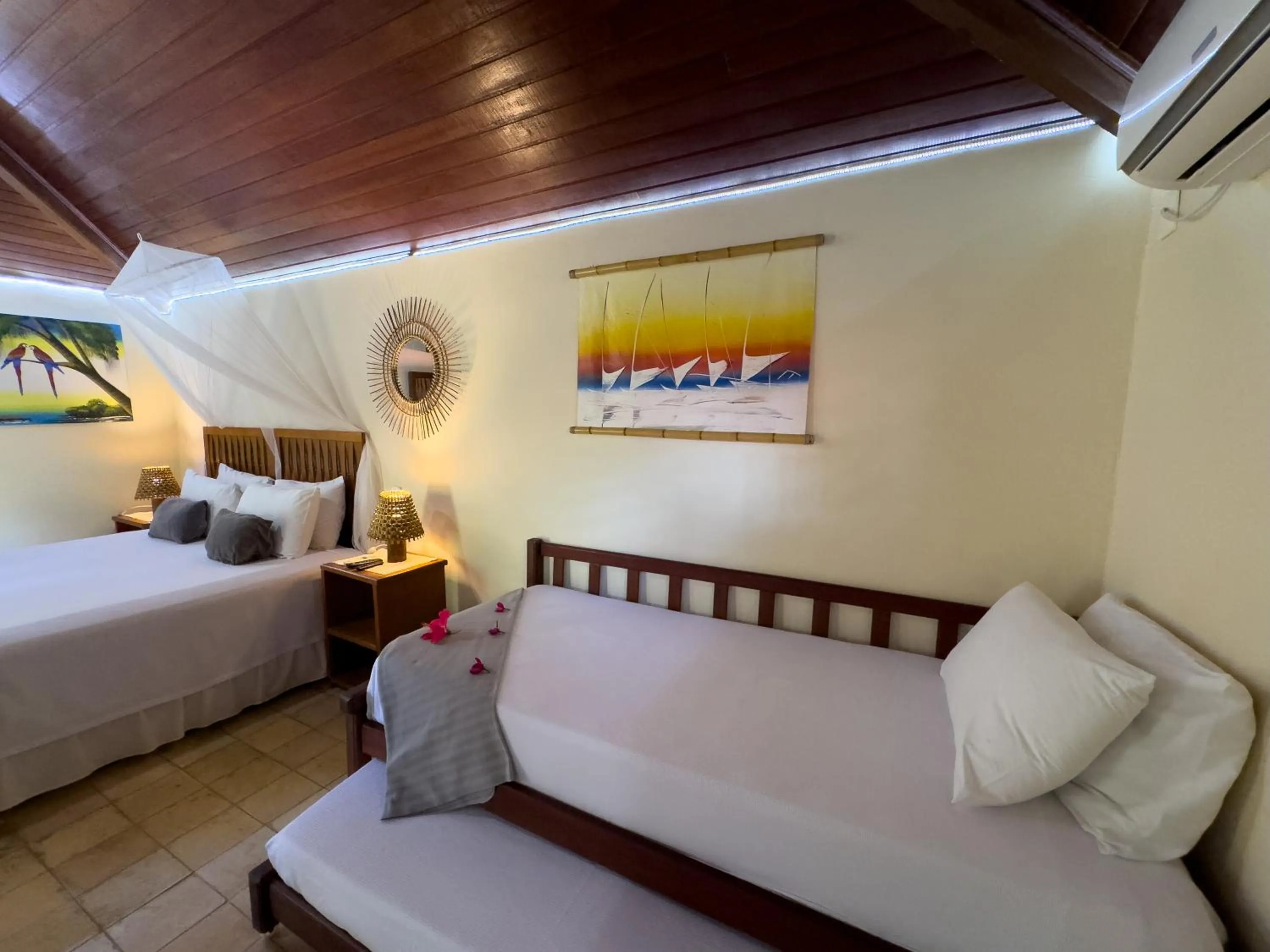 Photo of the whole room, Bed in Pousada Berro do Jeguy