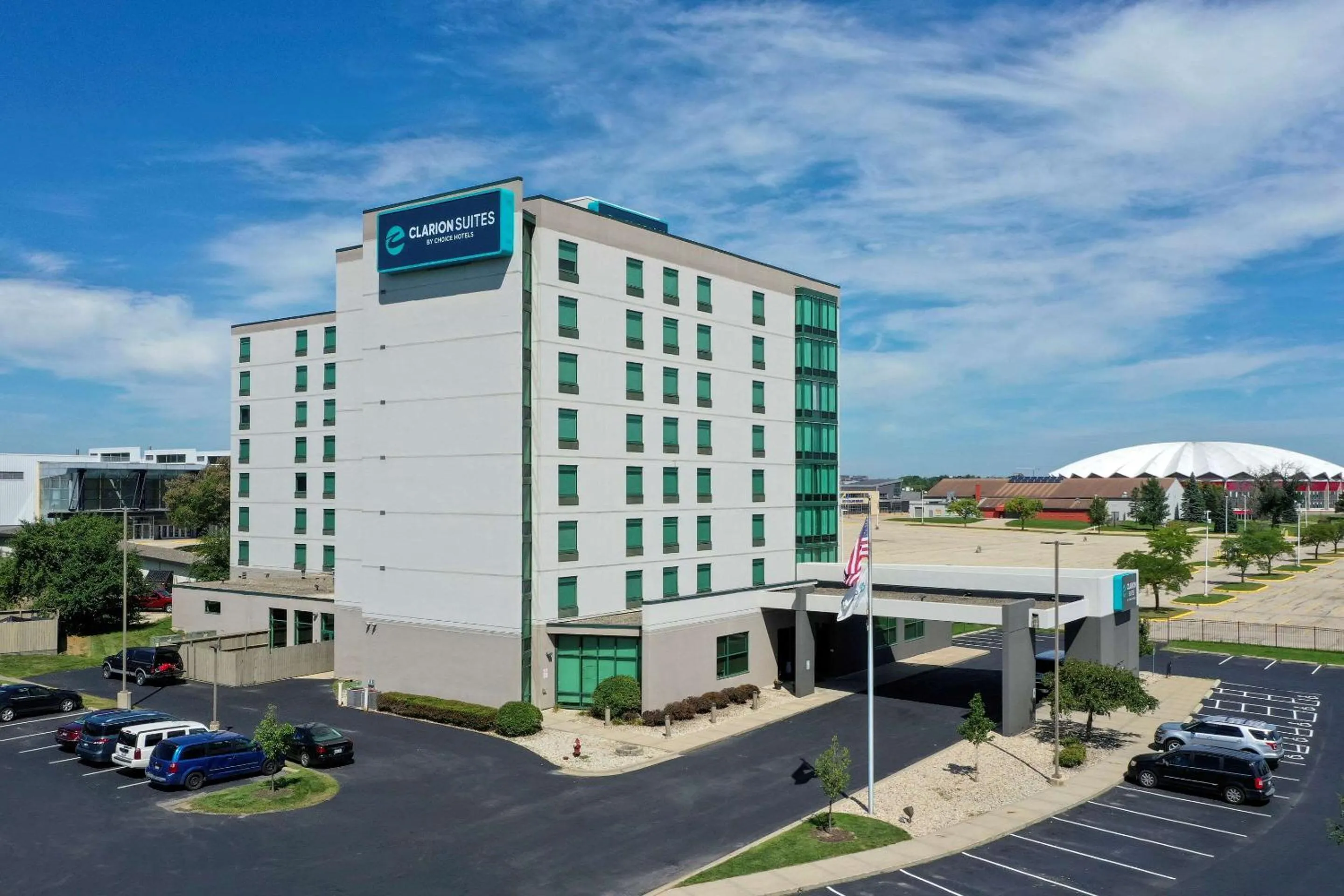 Property building in Clarion Suites at The Alliant Energy Center